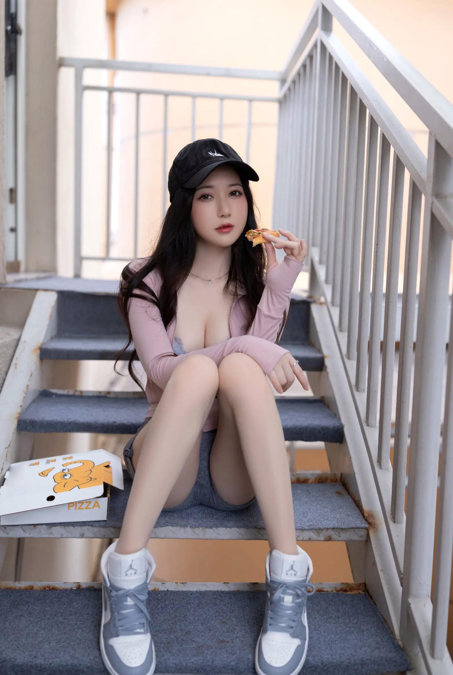 Gallery - [XR] 鱼子酱Fish 披萨主题创意私房照，大尺度性感身材曲线呈现大尺度私房照诱惑性感 鱼子酱fish女神私房照_秀色女神 - image 27