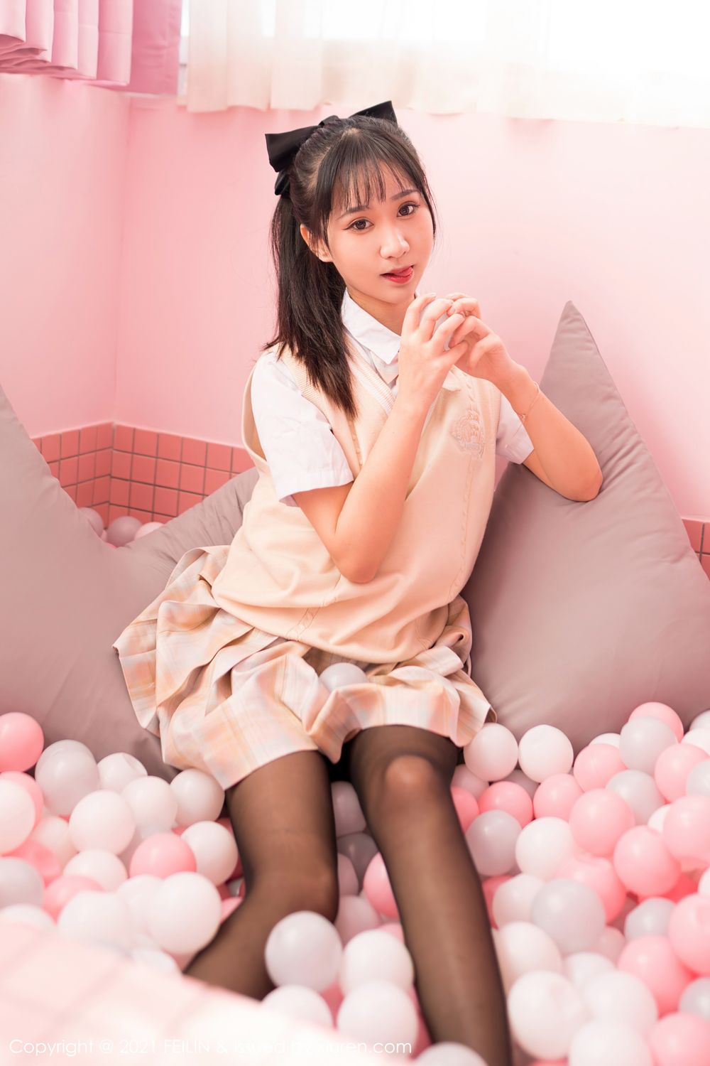 [FEILIN]高清写真图 2021.10.28 VOL.417 小果冻儿