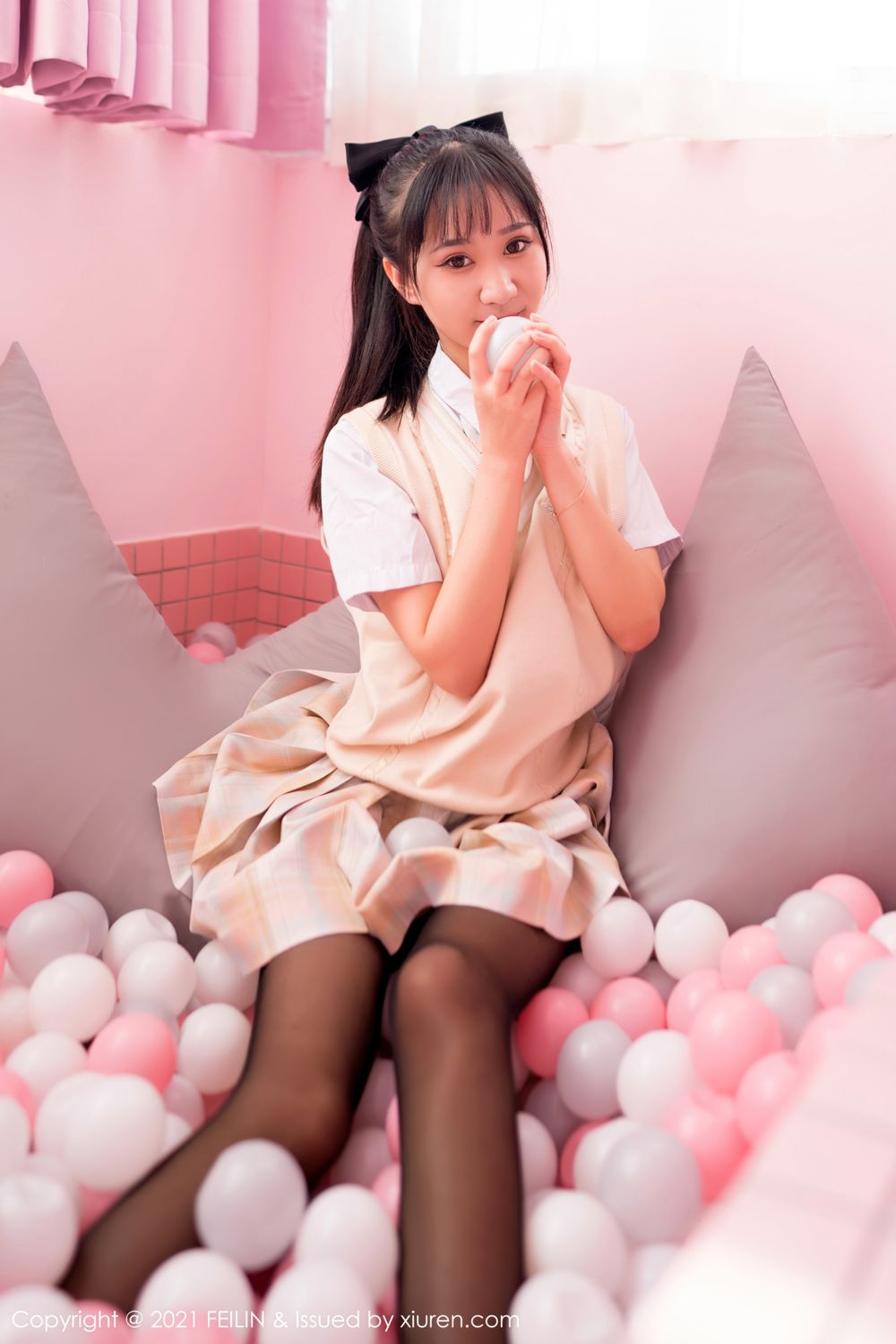 [FEILIN]高清写真图 2021.10.28 VOL.417 小果冻儿