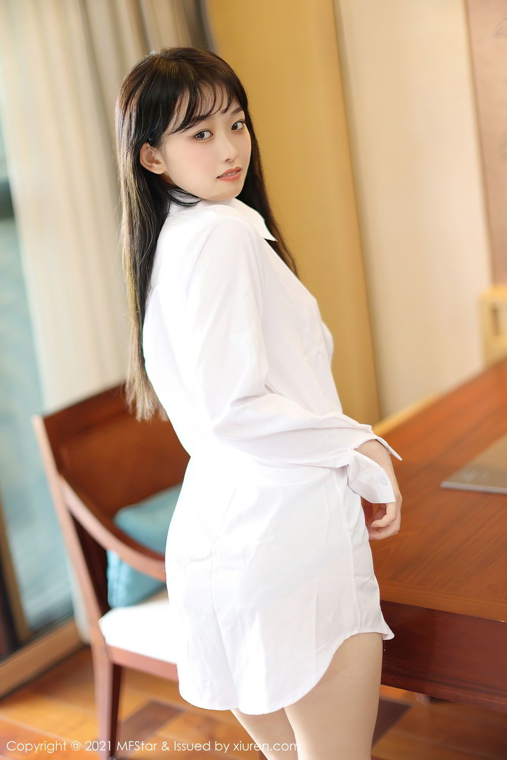 [MFStar]高清写真图 2021.04.28 VOL.488 奶瓶子
