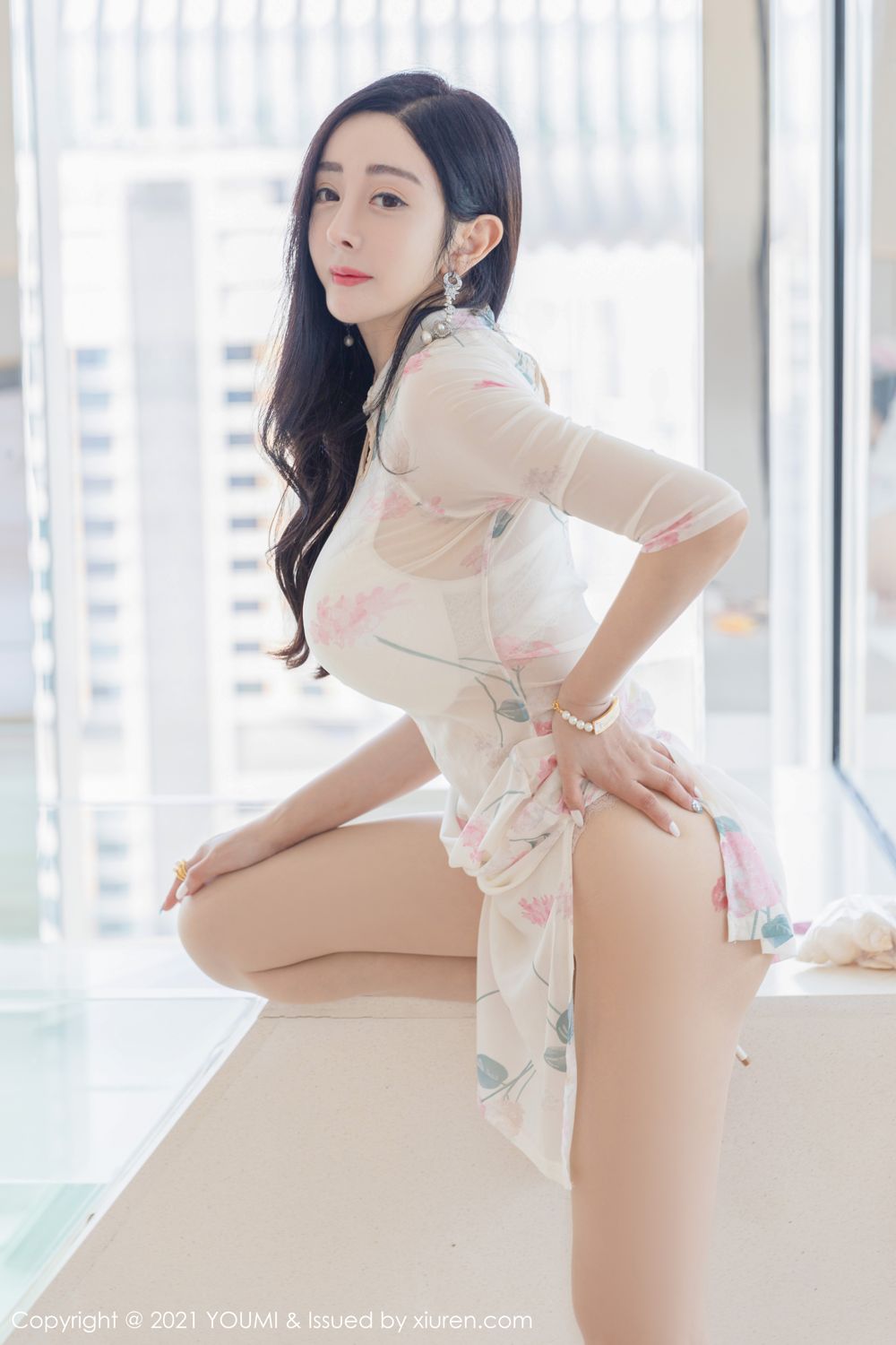 [YOUMI]高清写真图 2021.10.18 VOL.706 允薾