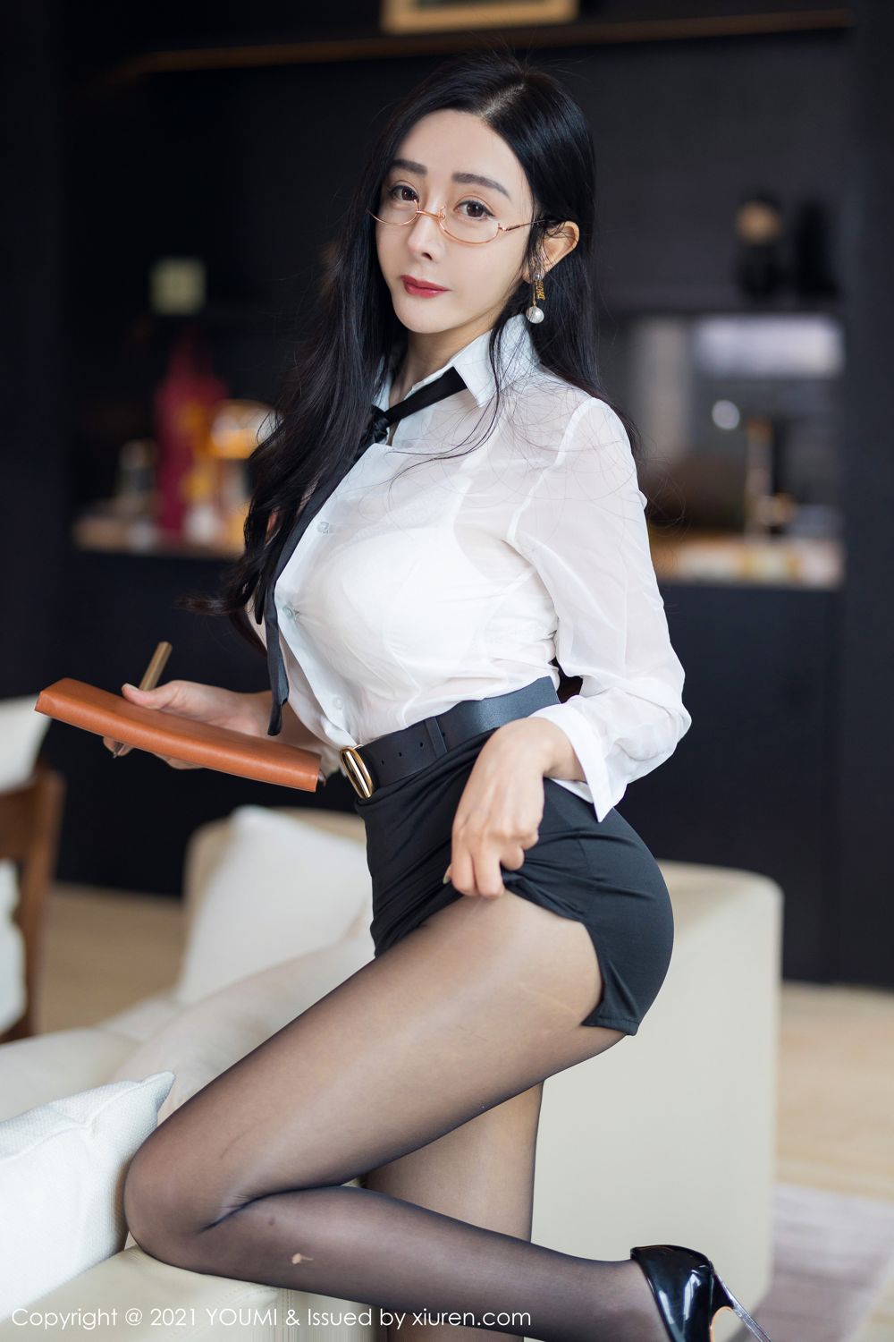 [YOUMI]高清写真图 2021.11.26 VOL.723 允薾