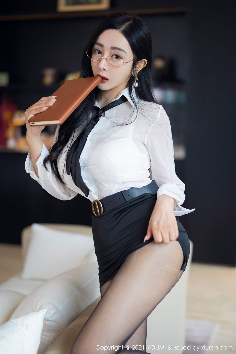 [YOUMI]高清写真图 2021.11.26 VOL.723 允薾