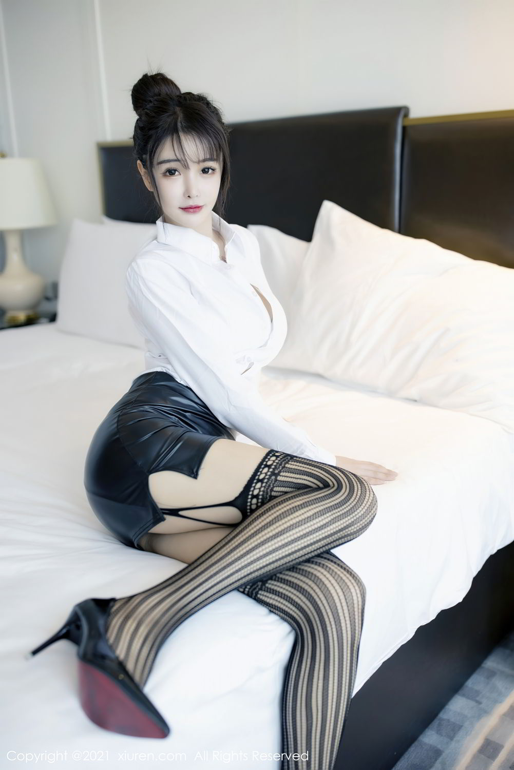 [XiuRen]高清写真图 2021.01.06 No.2976 南初妹妹