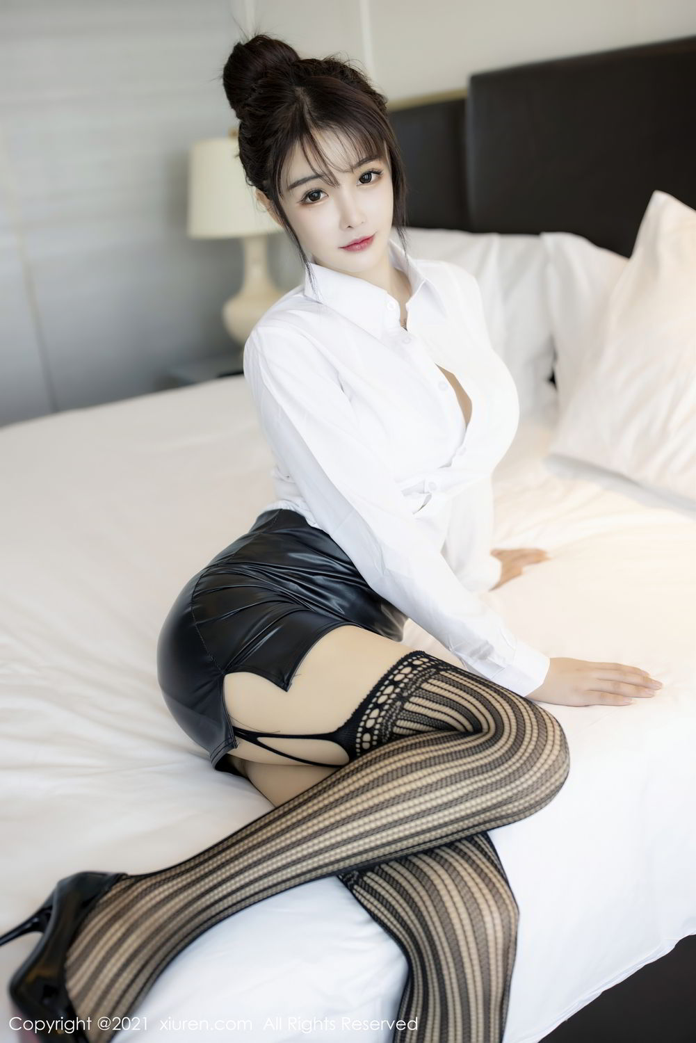 [XiuRen]高清写真图 2021.01.06 No.2976 南初妹妹