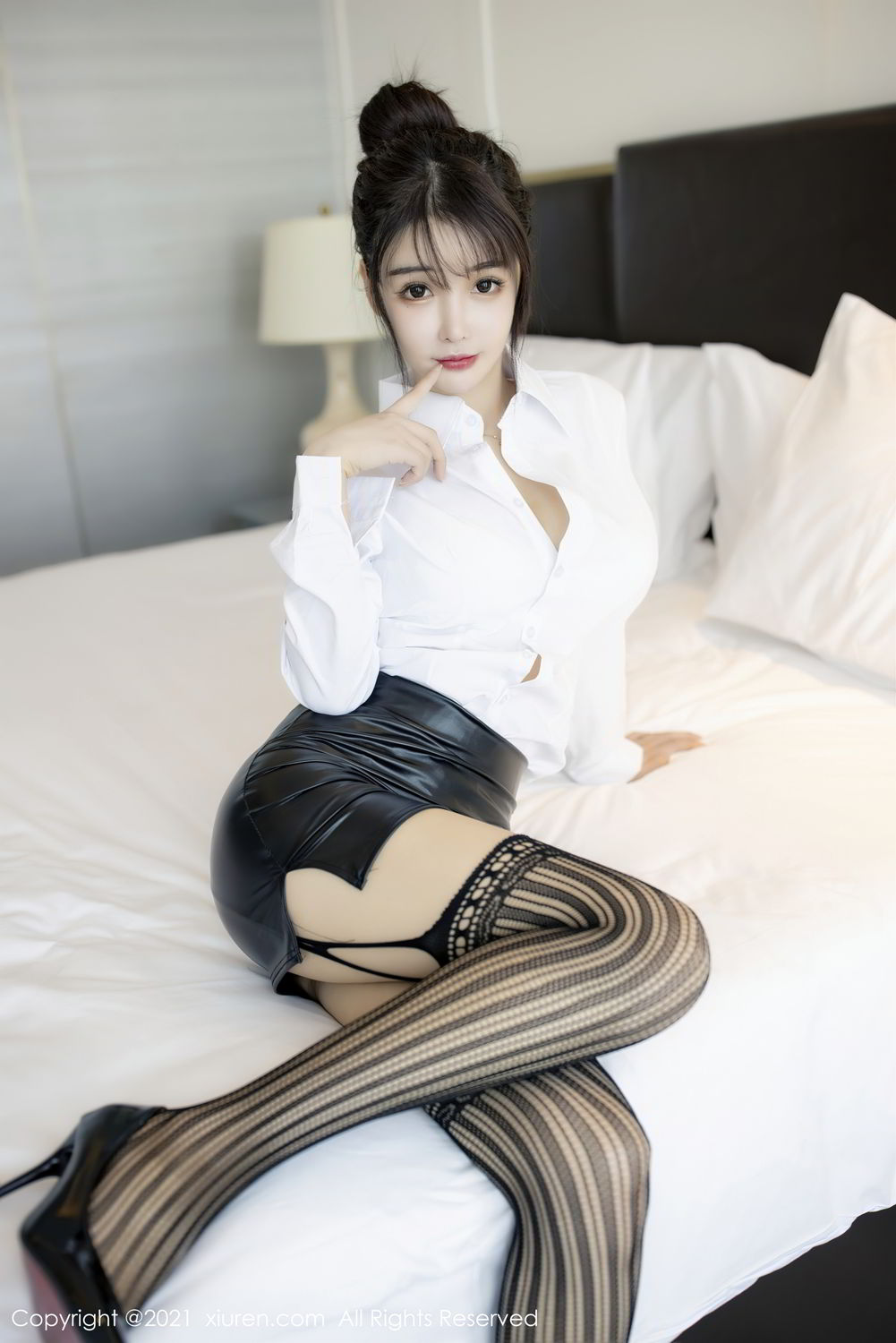 [XiuRen]高清写真图 2021.01.06 No.2976 南初妹妹