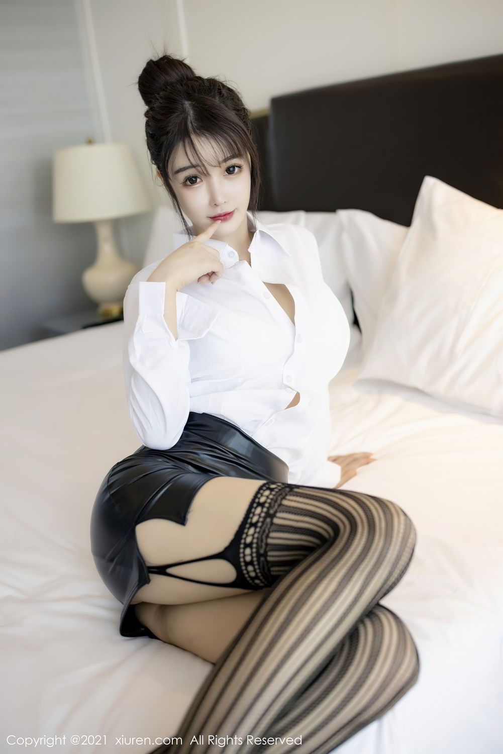 [XiuRen]高清写真图 2021.01.06 No.2976 南初妹妹