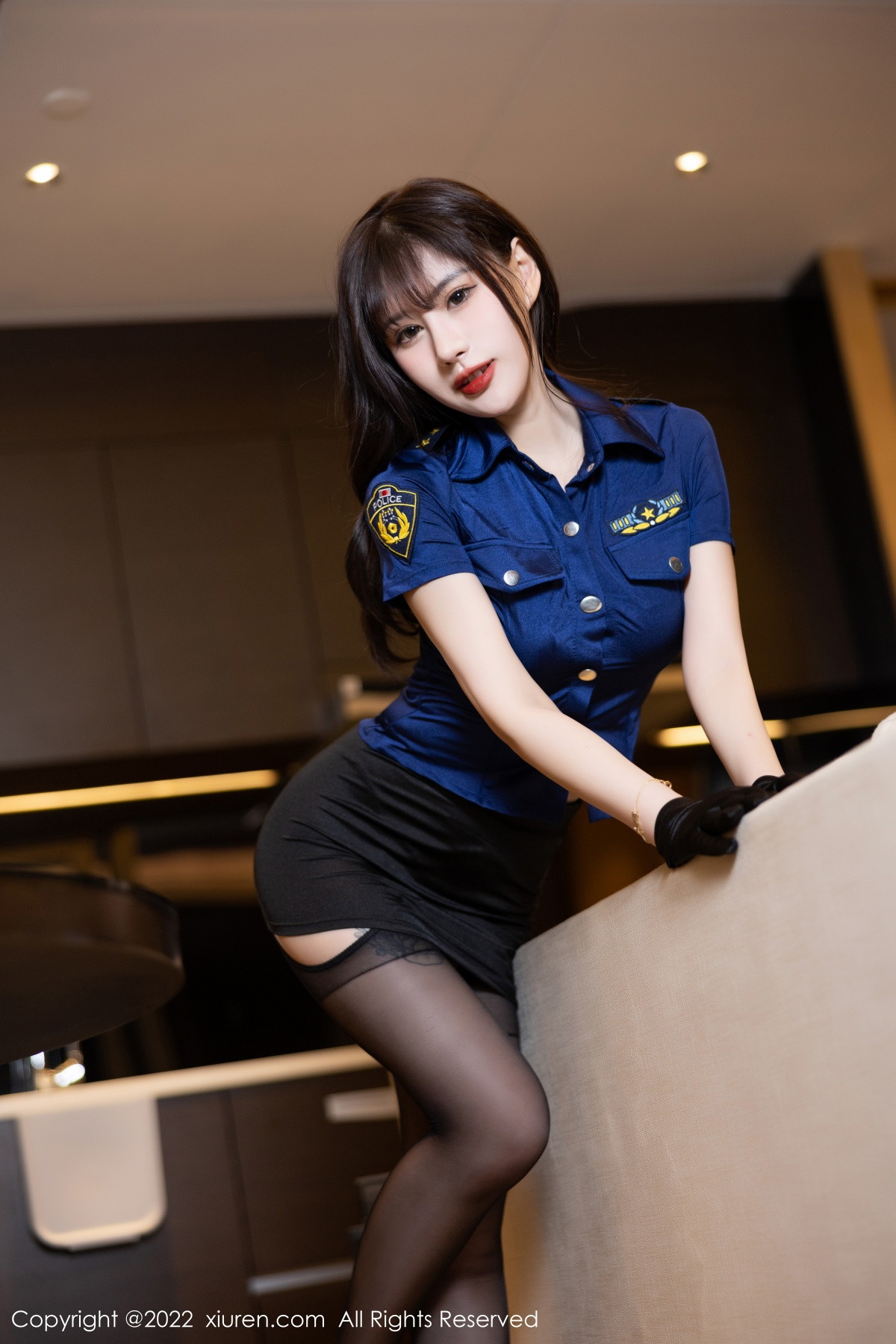 [XiuRen]高清写真图 2022.12.07 No.5966 张欣欣 短裙美腿