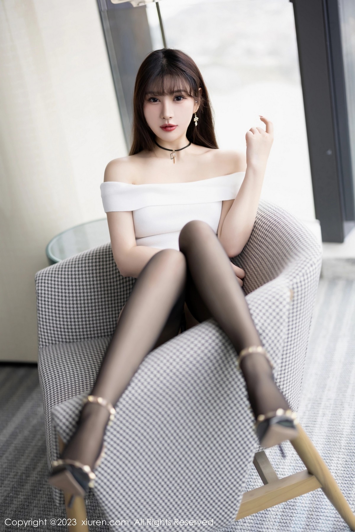 [XiuRen]高清写真图 2023.05.12 No.6725 张欣欣 黑丝美腿