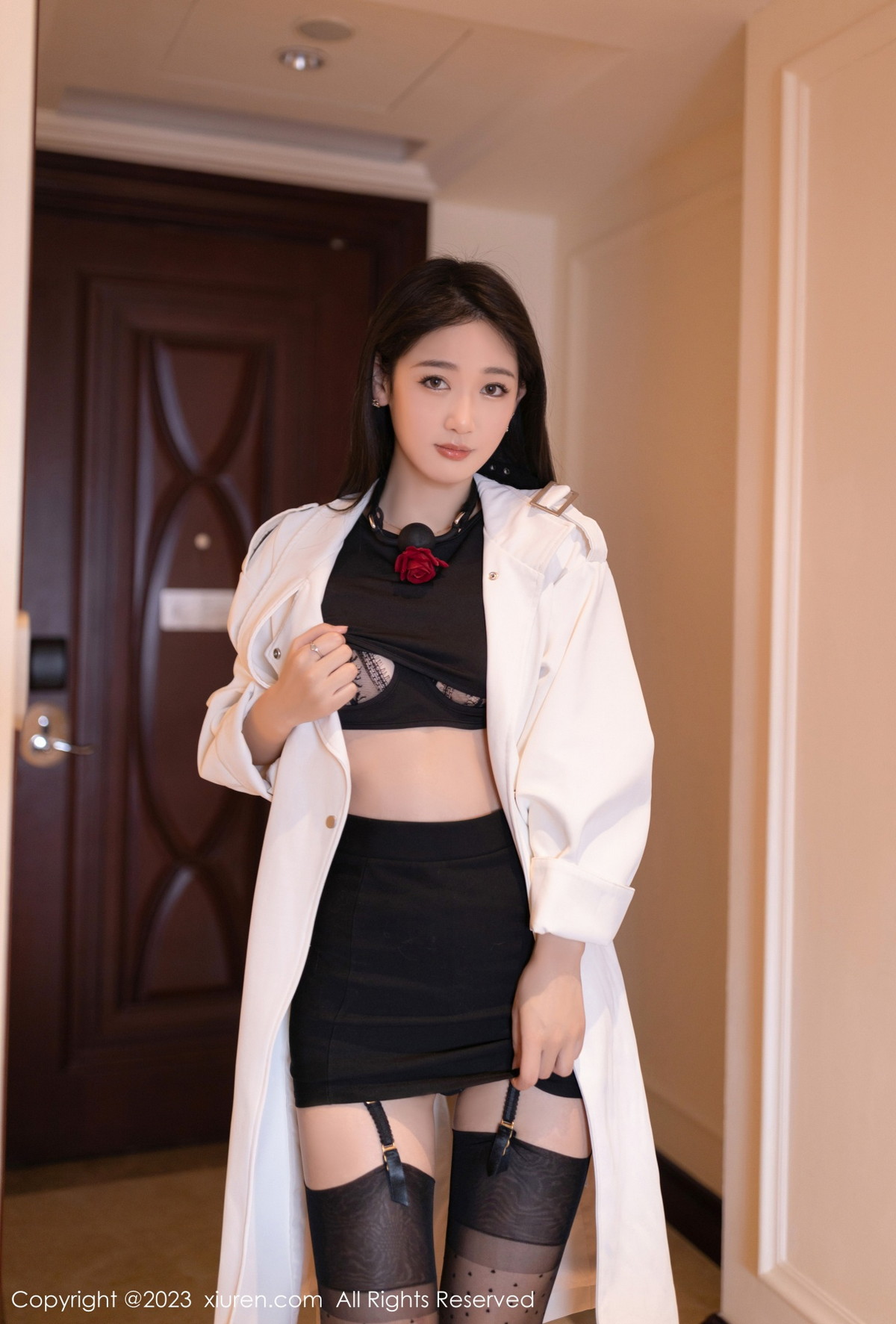 [XiuRen]高清写真图 2023.01.03 No.6079 唐安琪 情趣美腿