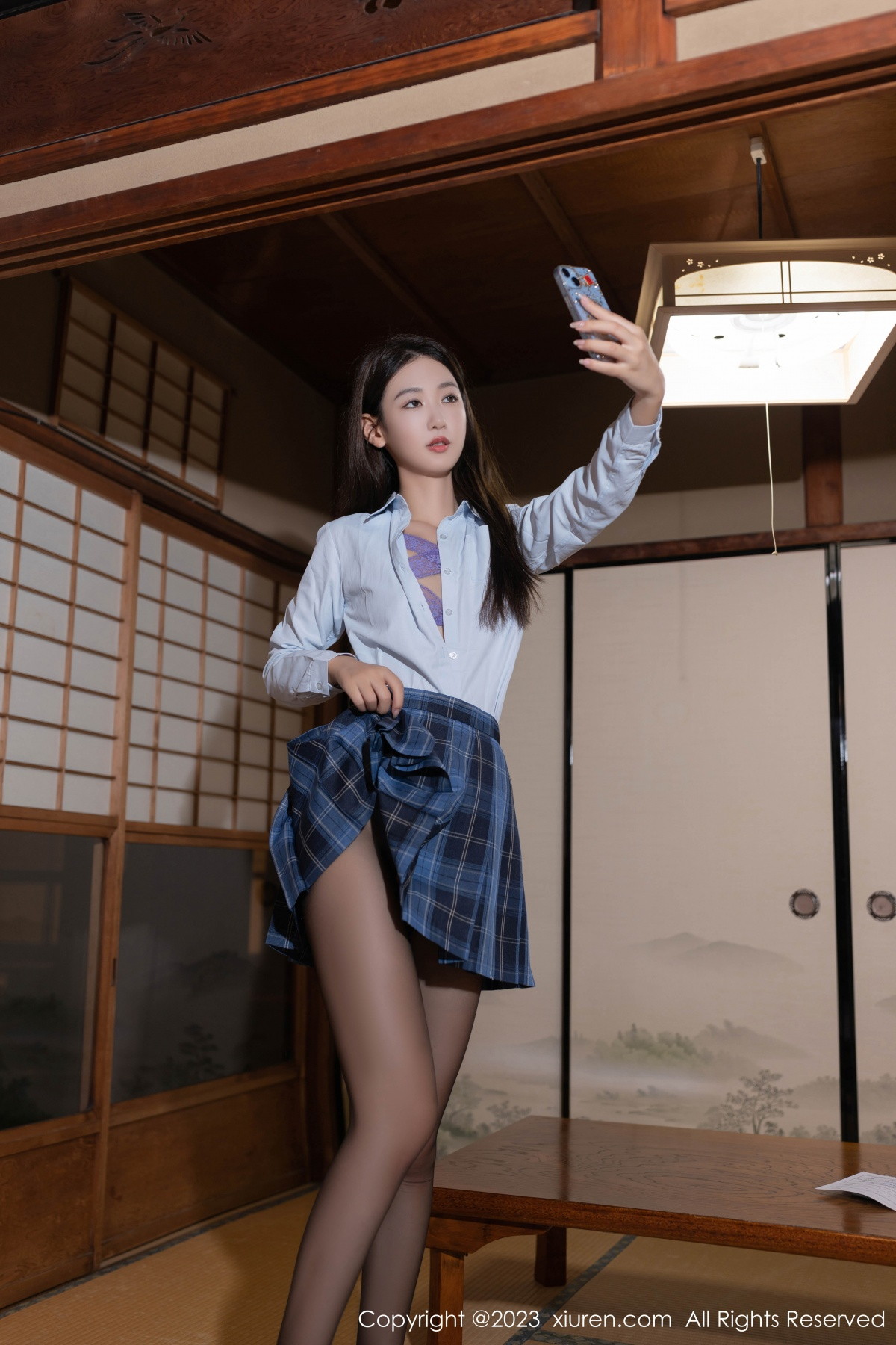 [XiuRen]高清写真图 2023.10.30 No.7585 唐安琪 美腿短裙