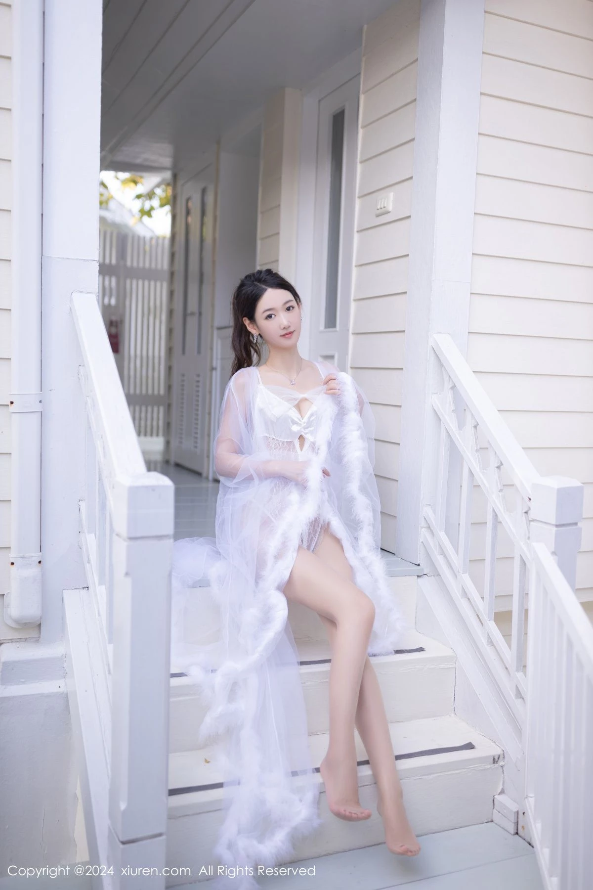 [XiuRen]高清写真图 2024.03.04 No.8174 唐安琪 美腿丝袜