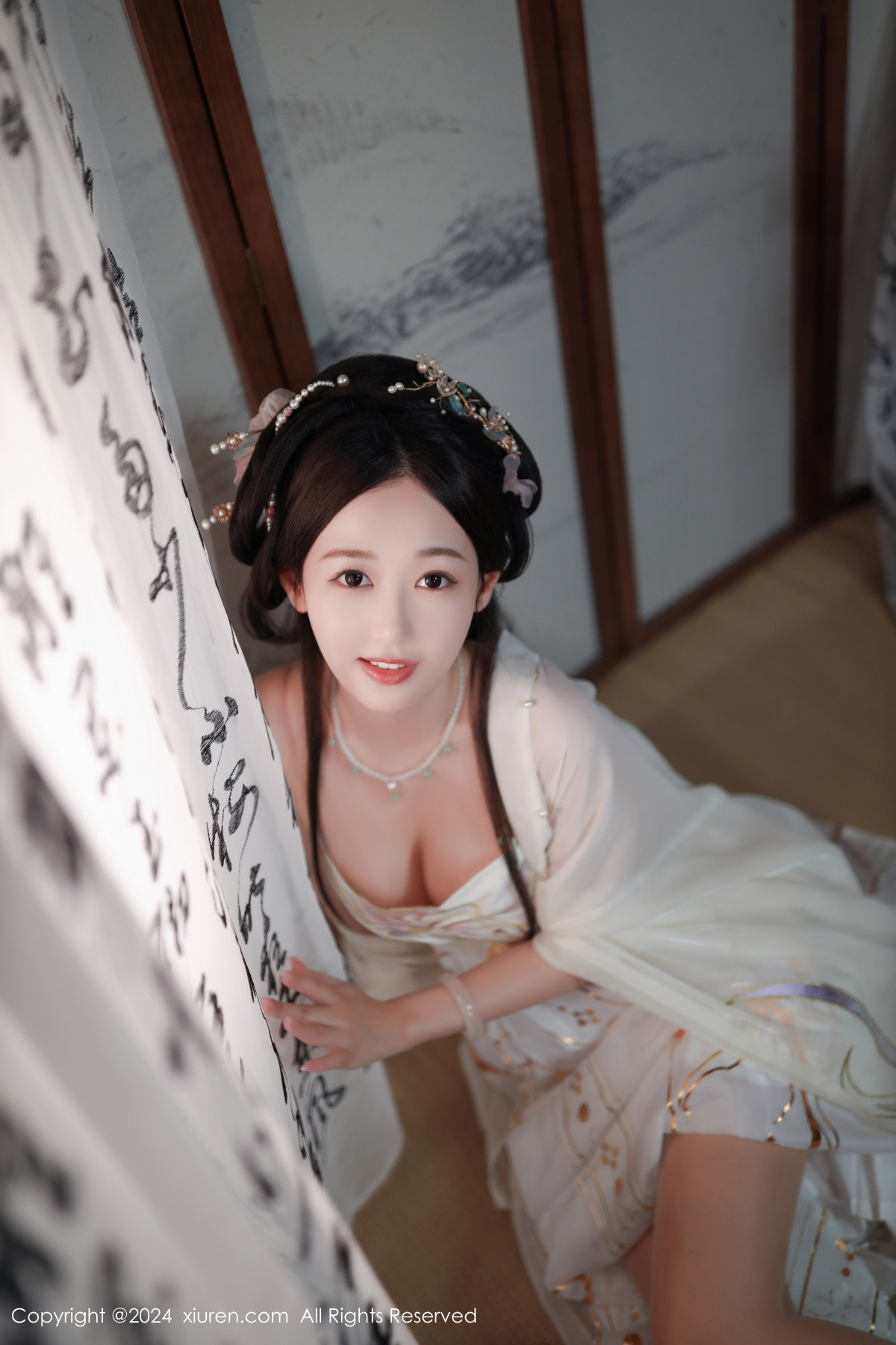 [XiuRen]高清写真图 2024.07.22 No.8898 唐安琪 丝袜美腿
