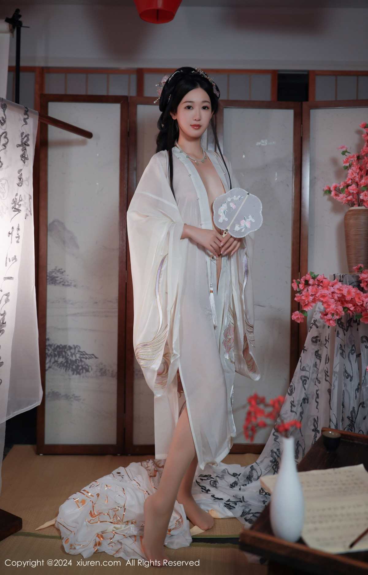 [XiuRen]高清写真图 2024.07.22 No.8898 唐安琪 丝袜美腿