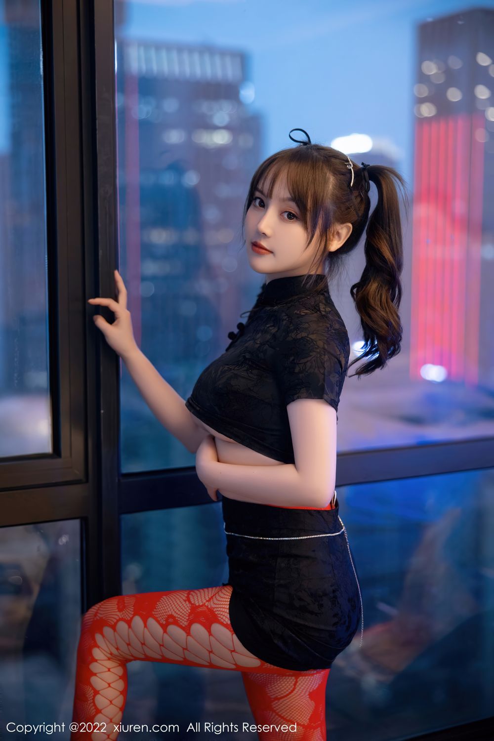 [XiuRen]高清写真图 2022.07.04 No.5225 豆瓣酱