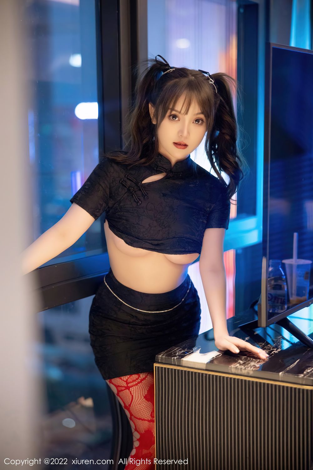 [XiuRen]高清写真图 2022.07.04 No.5225 豆瓣酱