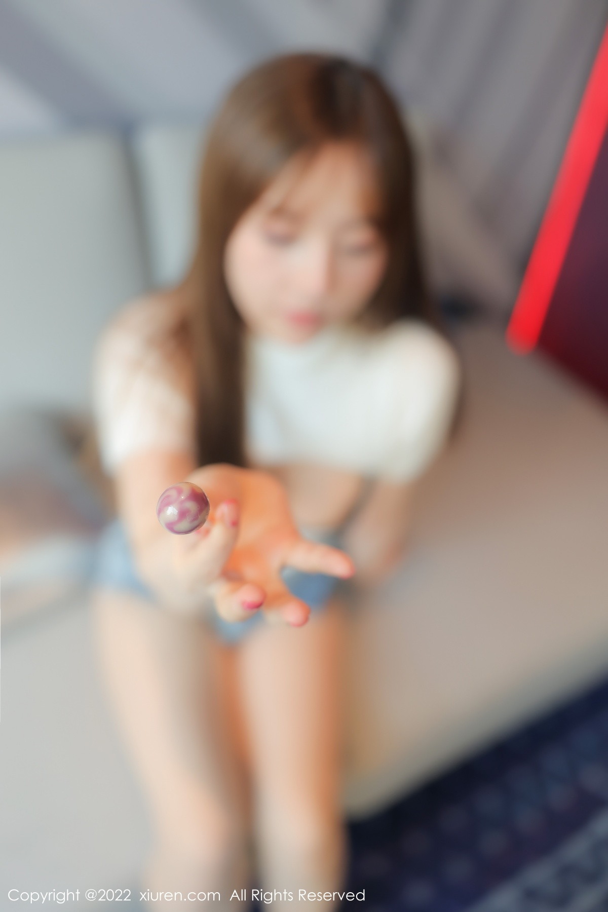 [XiuRen]高清写真图 2022.12.23 No.6035 豆瓣酱 牛仔短裤