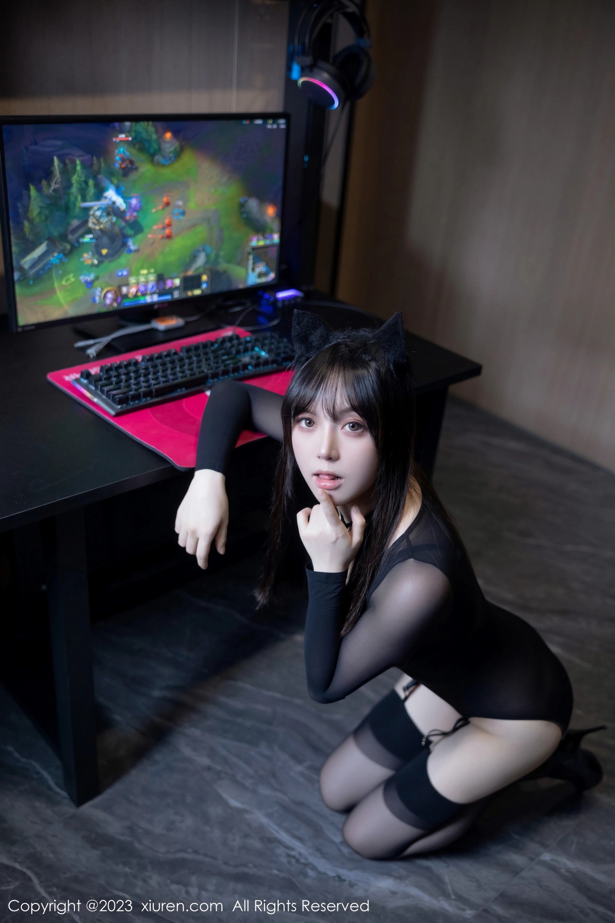 [XiuRen]高清写真图 2023.10.13 No.7506 豆瓣酱 黑色美臀