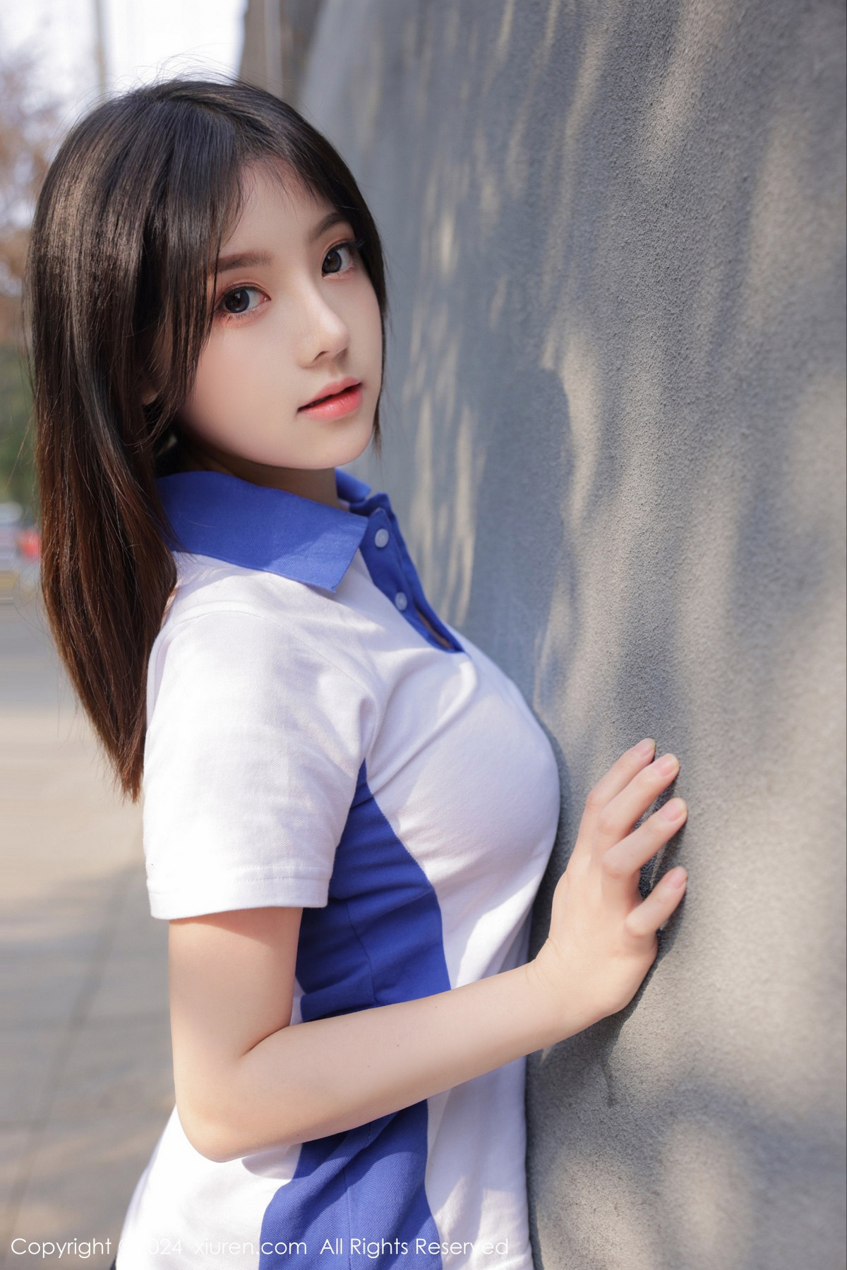 [XiuRen]高清写真图 2024.01.19 No.7994 豆瓣酱 制服美臀