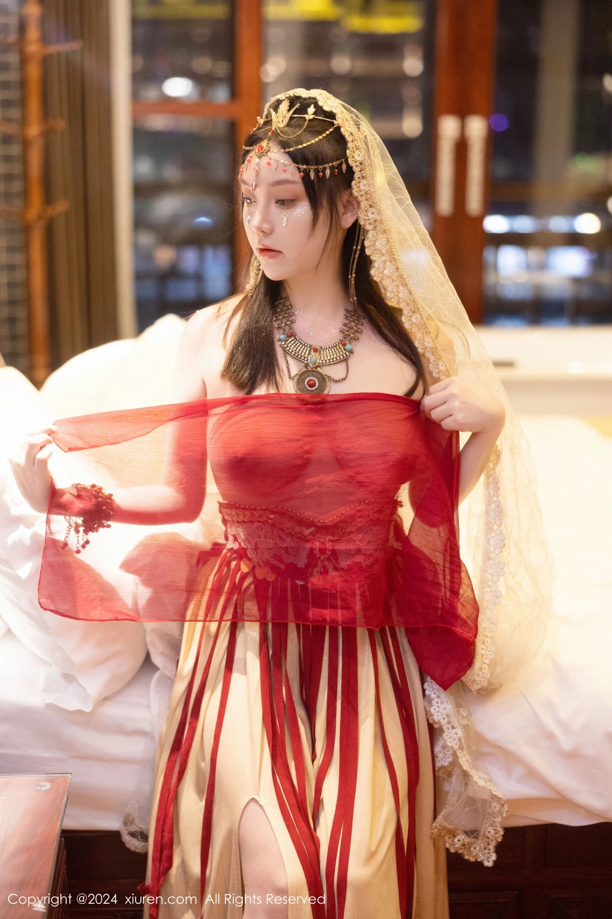 [XiuRen]高清写真图 2024.04.07 No.8349 豆瓣酱 美乳性感