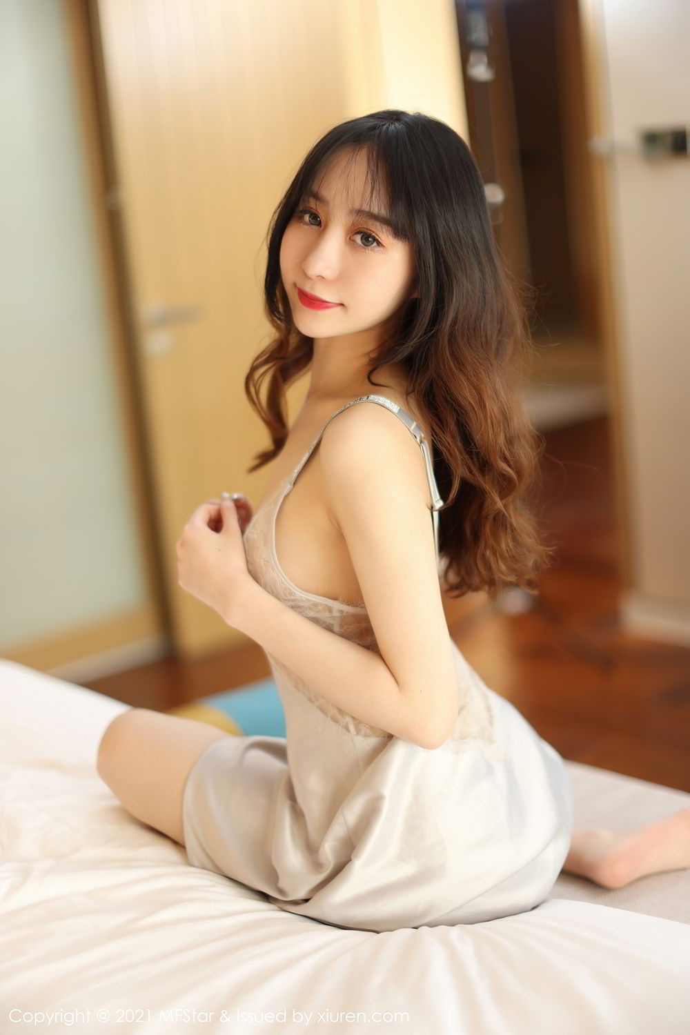 [MFStar]高清写真图 2021.05.14 VOL.495 水水er