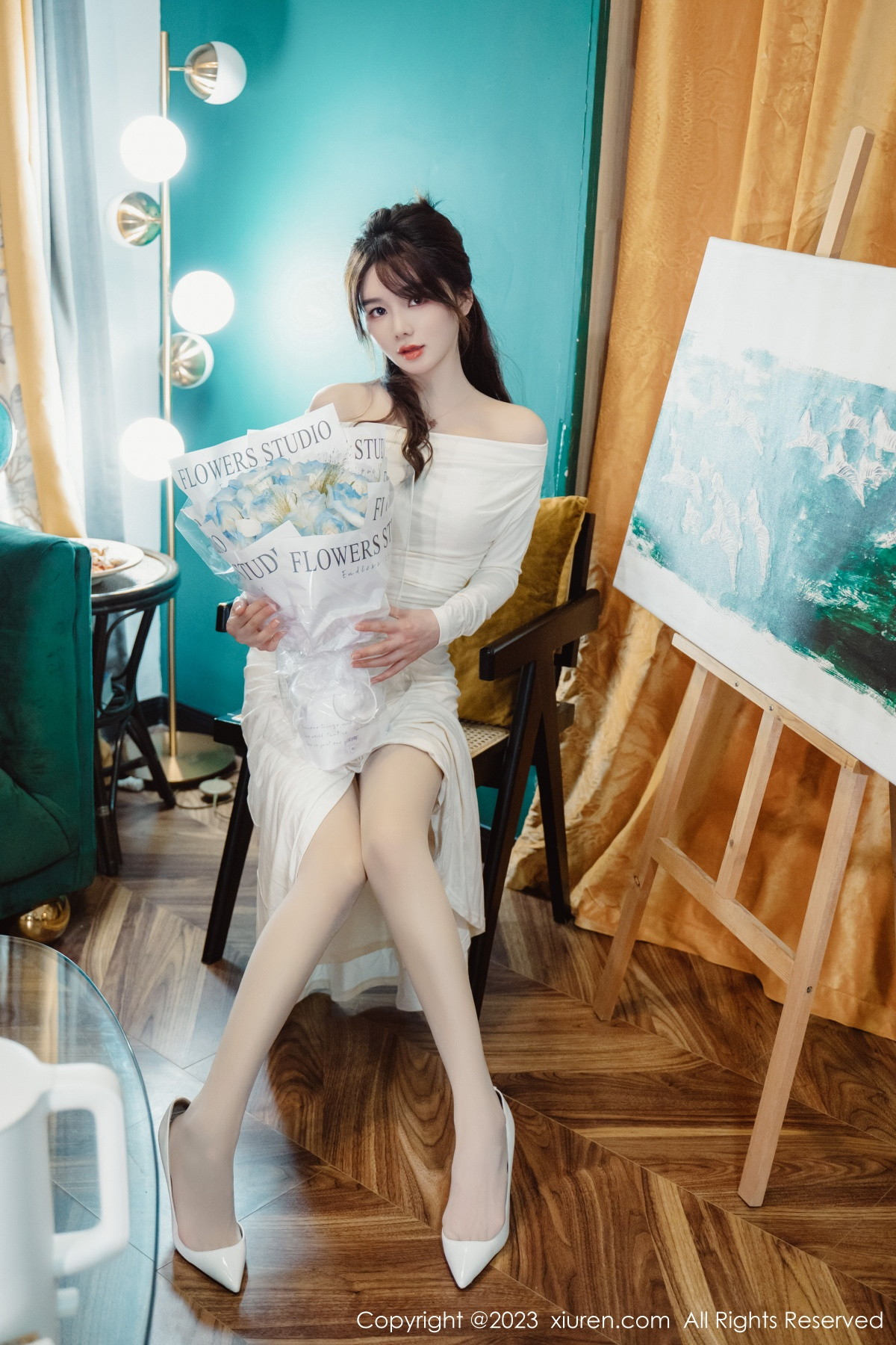 [XiuRen]高清写真图 2023.01.29 No.6182 婠婠么 丝袜美腿