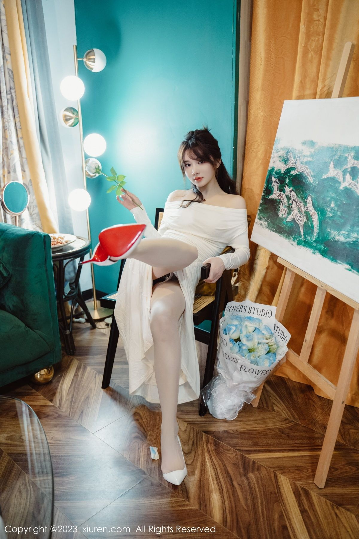 [XiuRen]高清写真图 2023.01.29 No.6182 婠婠么 丝袜美腿