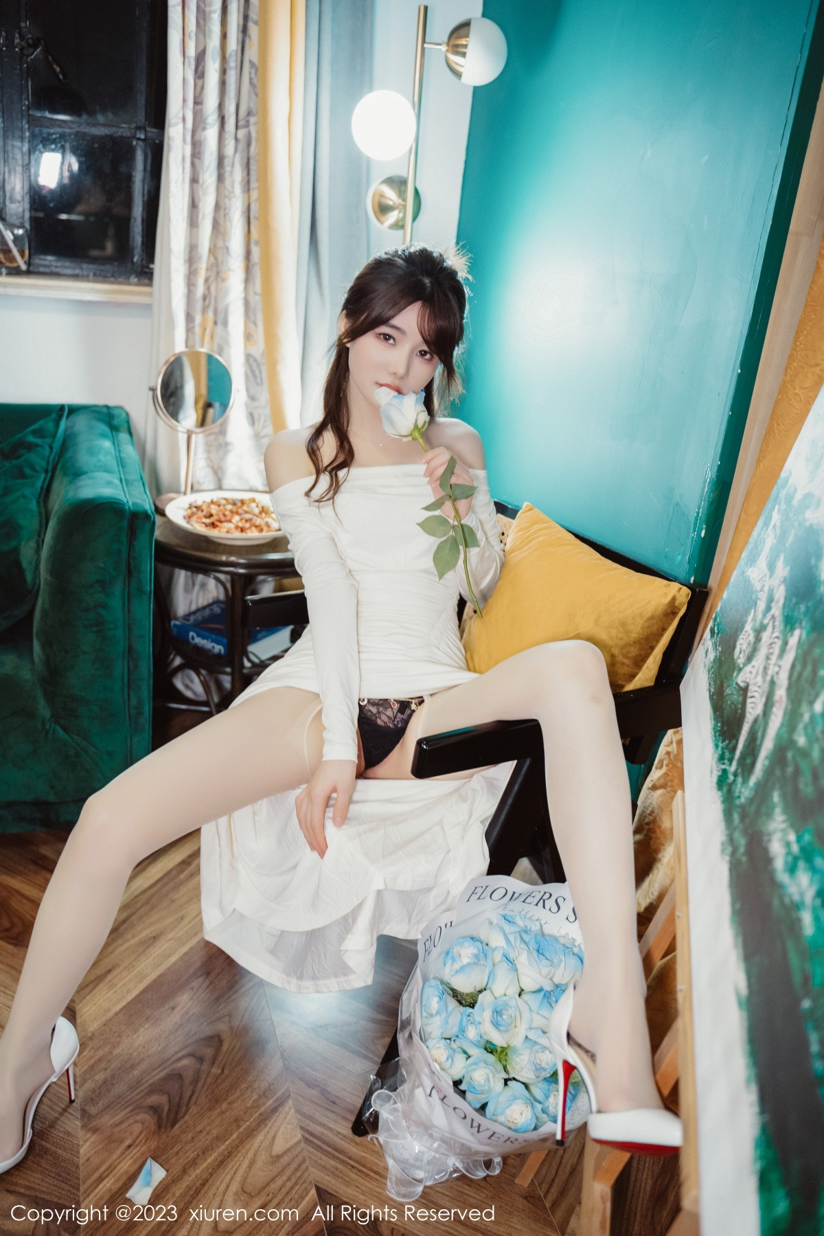 [XiuRen]高清写真图 2023.01.29 No.6182 婠婠么 丝袜美腿