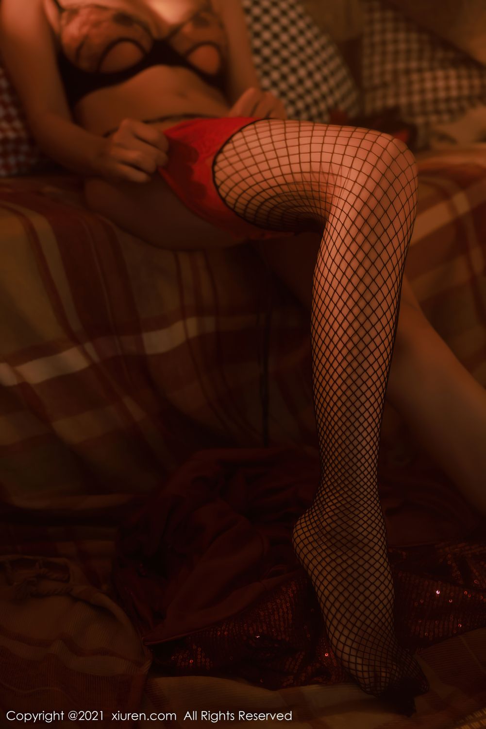 [XiuRen]高清写真图 2021.12.20 No.4357 尹甜甜