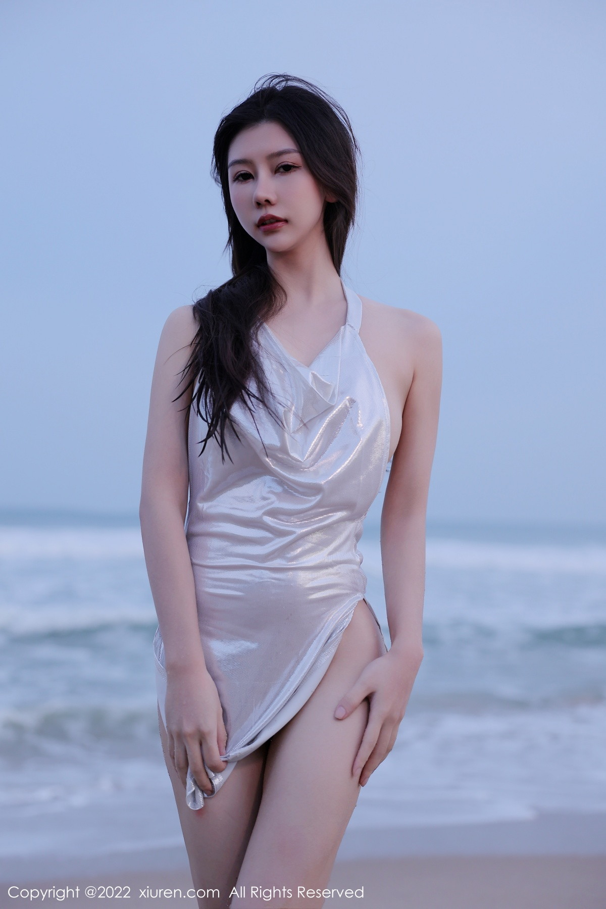 [XiuRen]高清写真图 2022.12.13 No.5990 尹甜甜 比基尼美腿