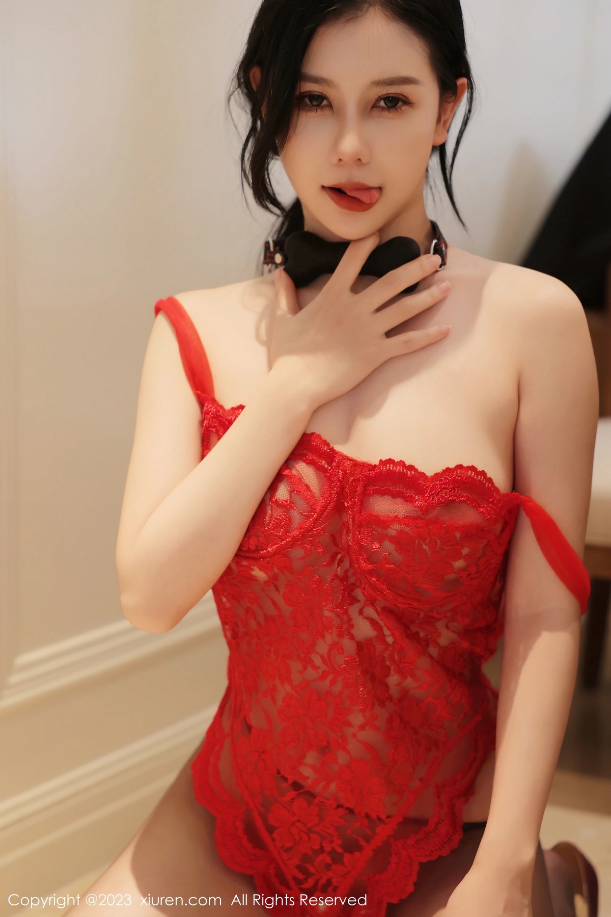 [XiuRen]高清写真图 2023.03.27 No.6475 尹甜甜 万宁旅拍