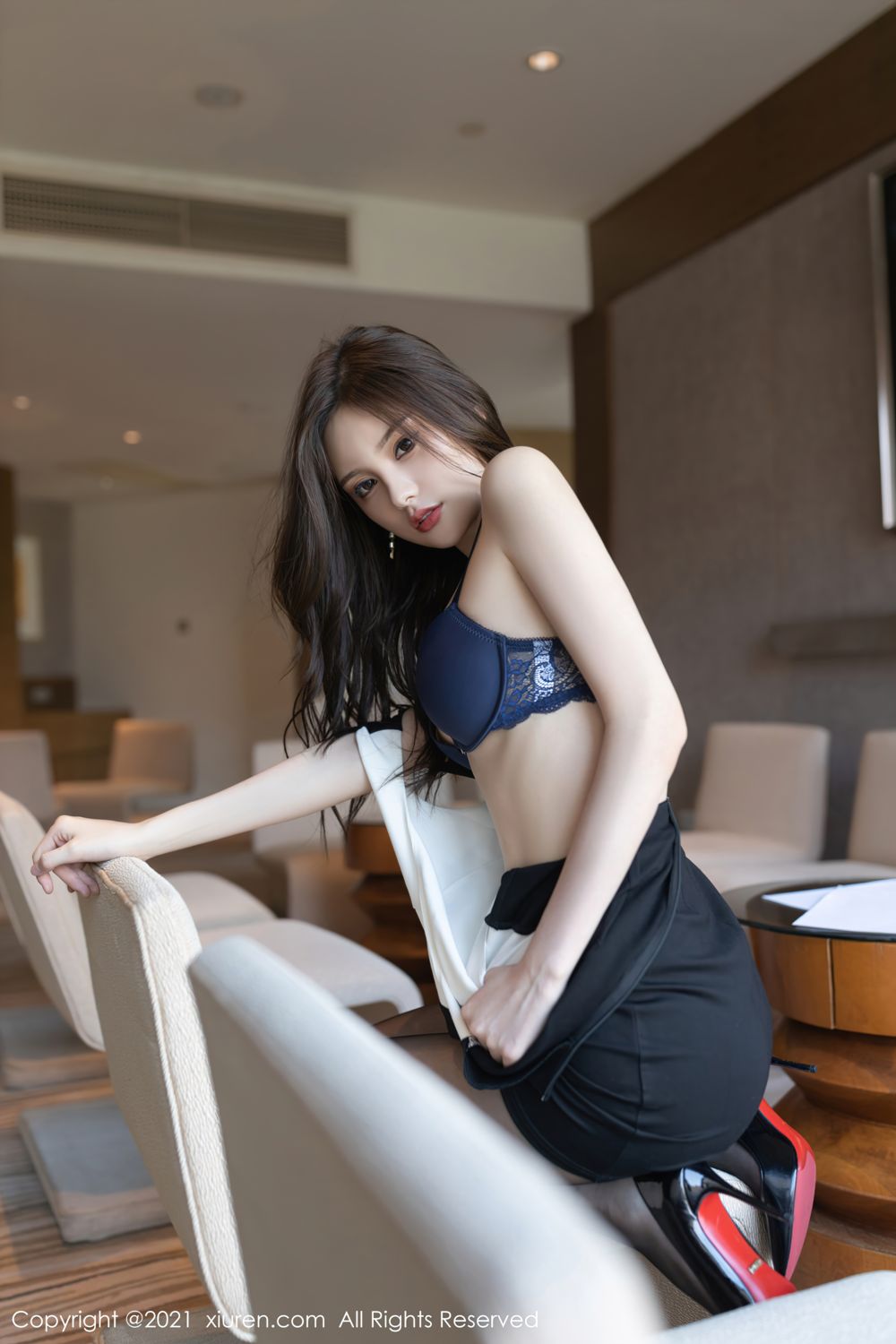 精致女神王心怡 会议室主题系列