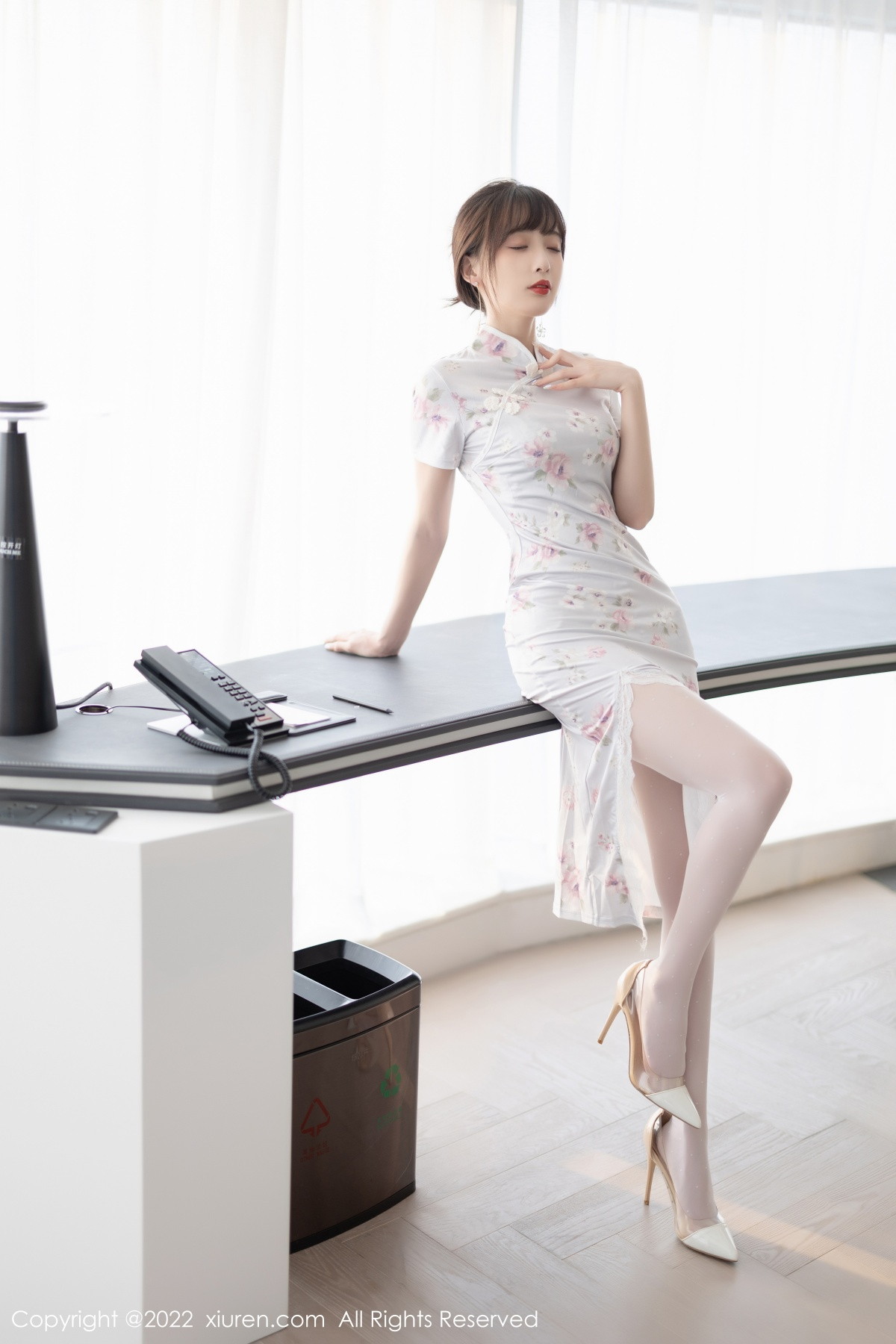 [XiuRen]高清写真图 2022.10.25 No.5757 林星阑 旗袍美腿