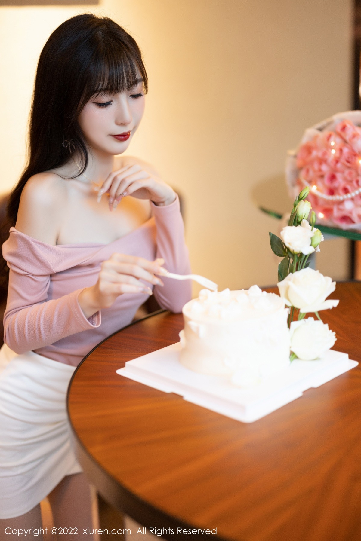 [XiuRen]高清写真图 2022.11.30 No.5934 林星阑 短裙美腿