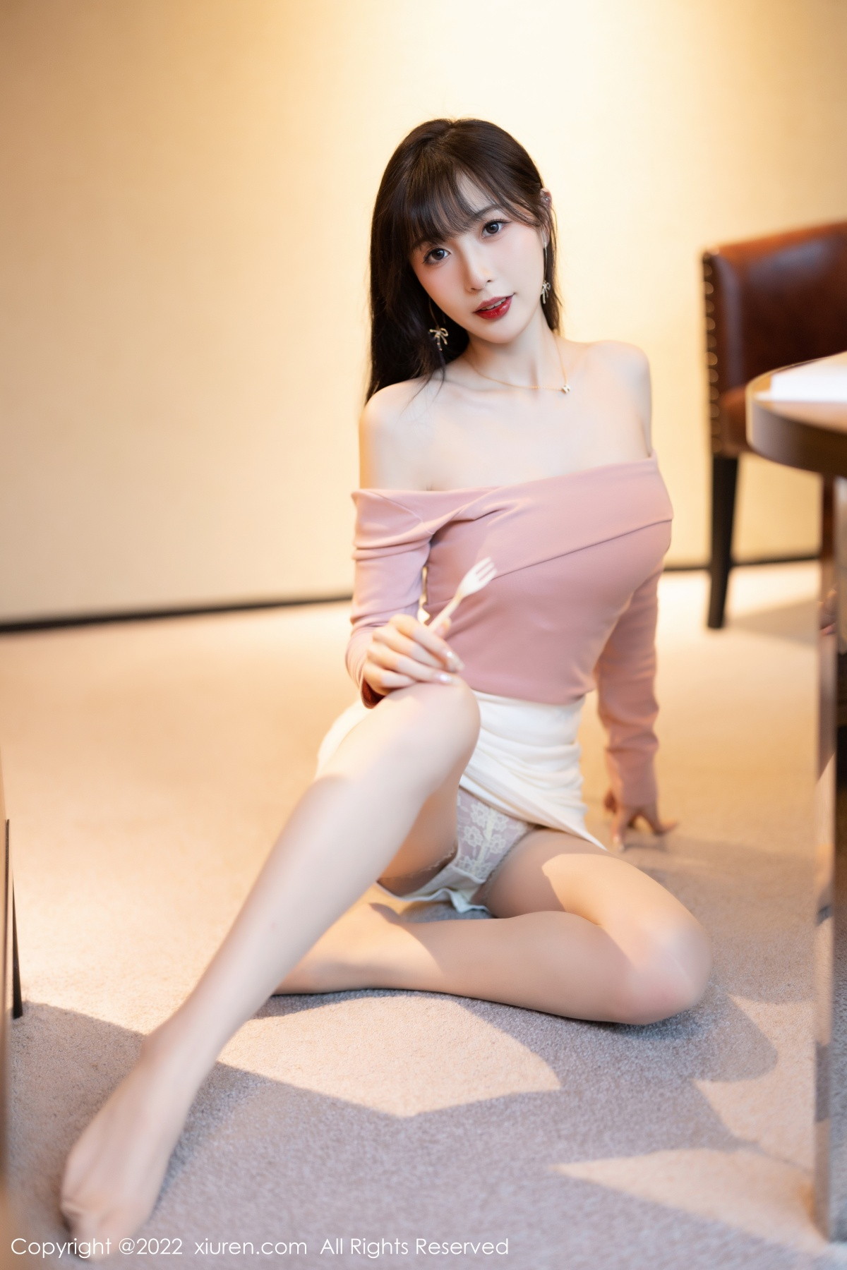 [XiuRen]高清写真图 2022.11.30 No.5934 林星阑 短裙美腿