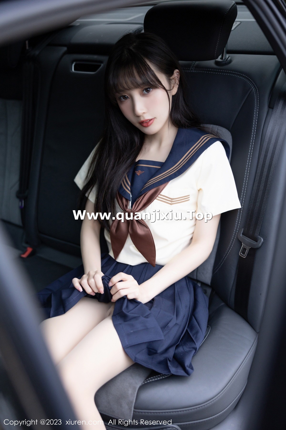 [XiuRen]高清写真图 2023.01.12 No.6126 林星阑 制服美腿