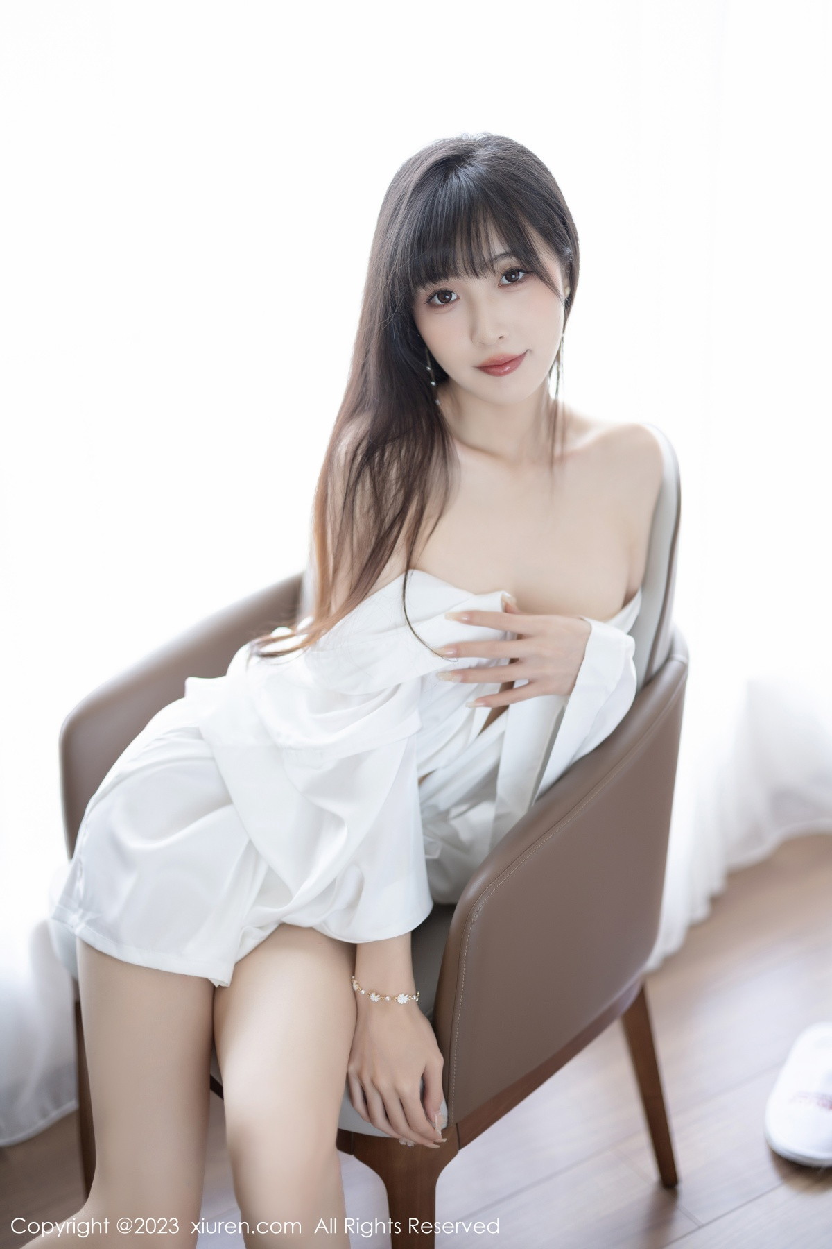 [XiuRen]高清写真图 2023.08.28 No.7297 林星阑 长裙美腿