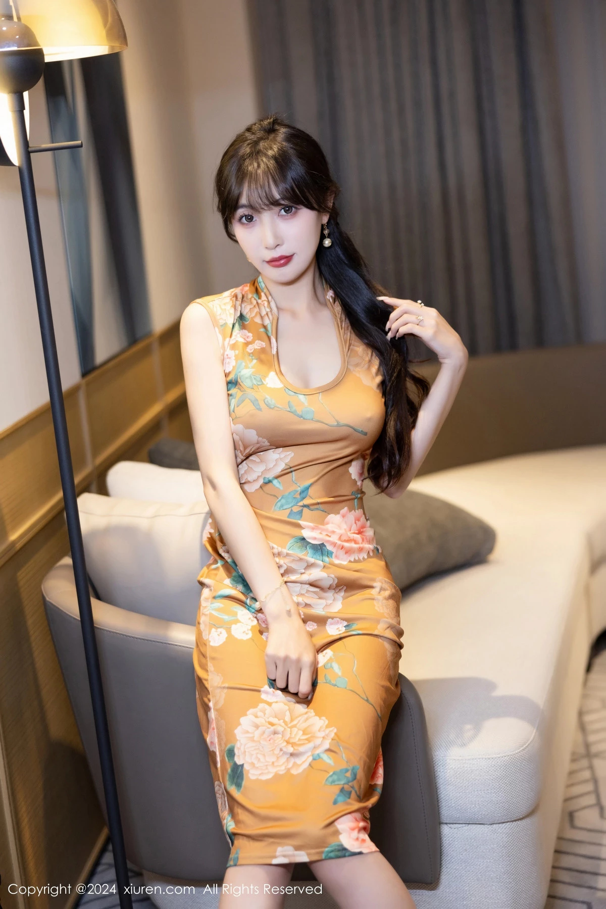 [XiuRen]高清写真图 2024.02.07 No.8084 林星阑 性感美腿