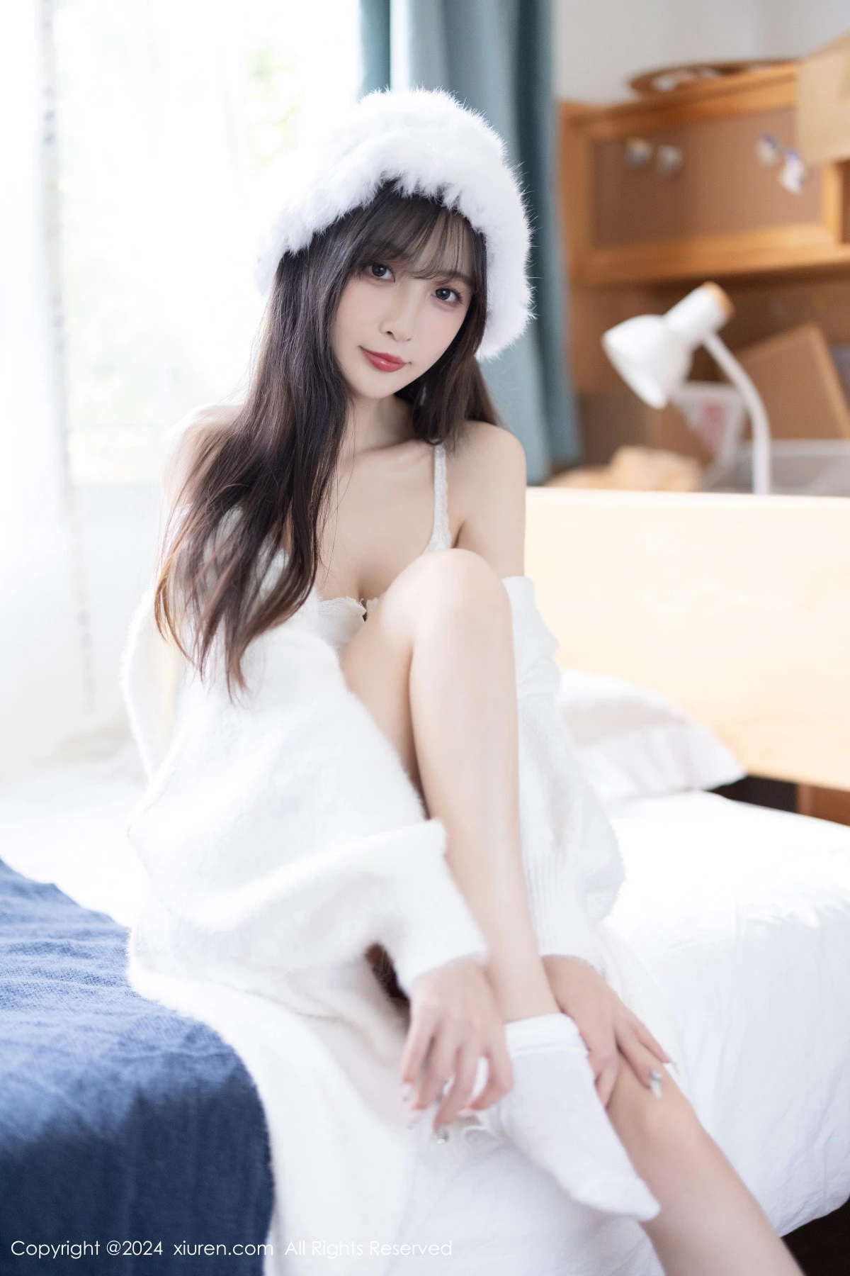 [XiuRen]高清写真图 2024.03.28 No.8307 林星阑 美腿丝袜