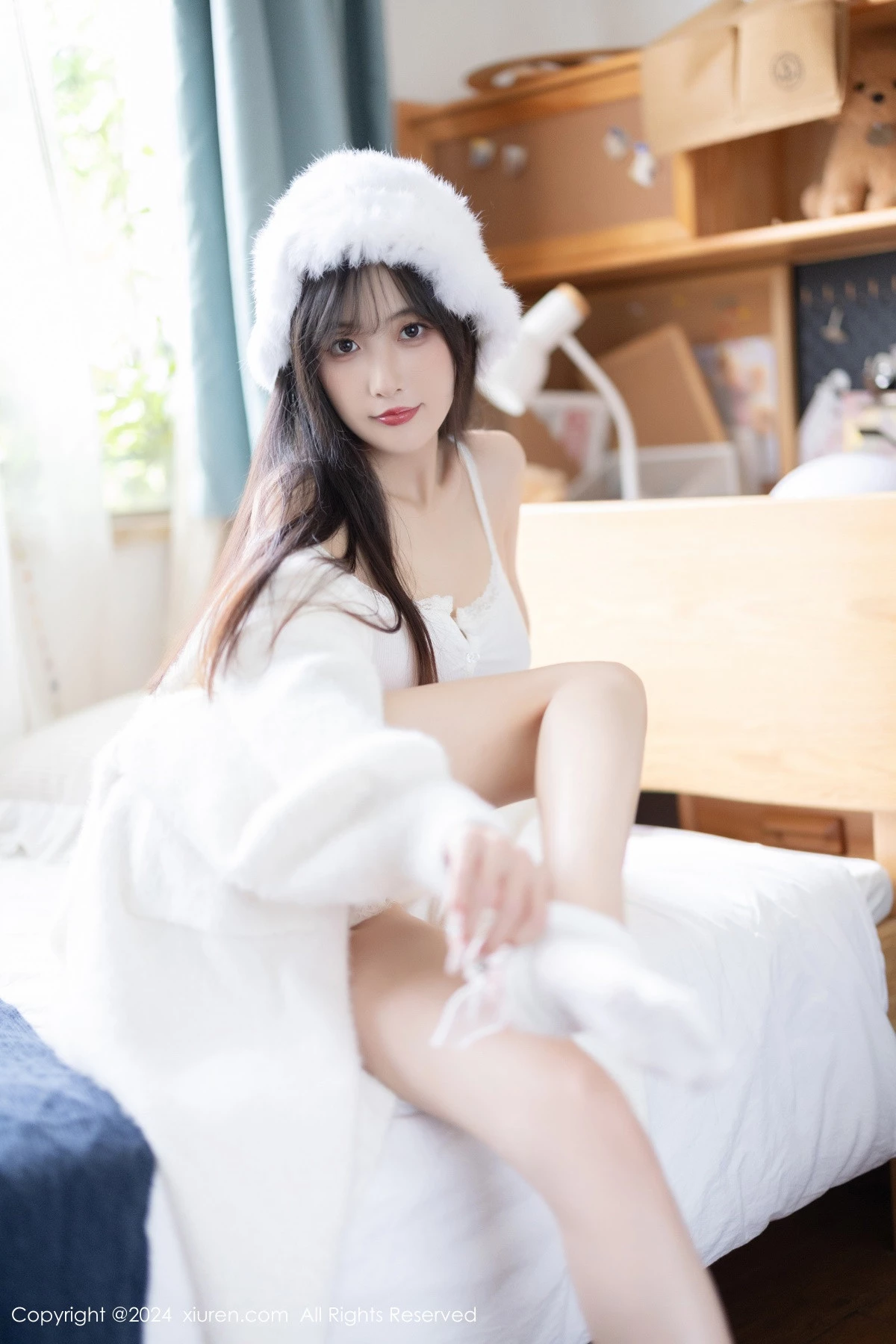 [XiuRen]高清写真图 2024.03.28 No.8307 林星阑 美腿丝袜