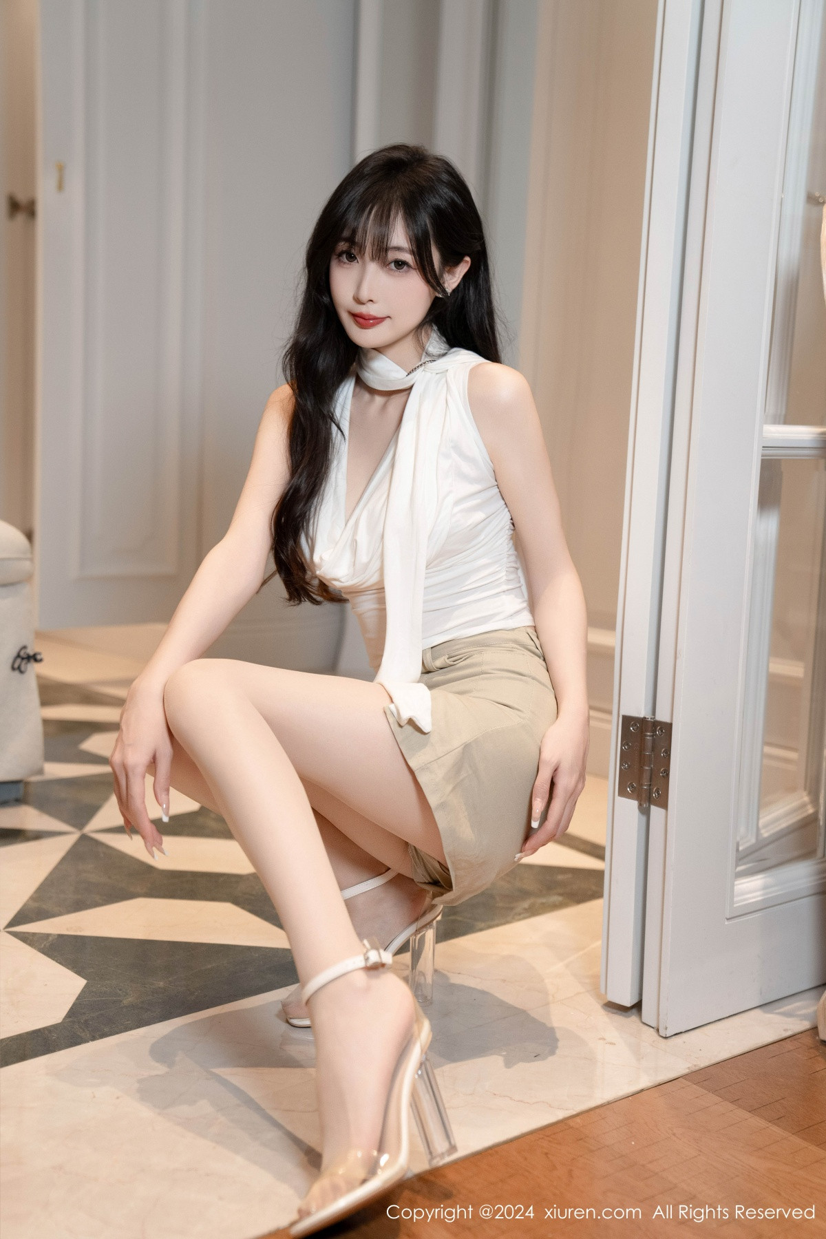 [XiuRen]高清写真图 2024.07.12 No.8849 林星阑 丝袜美腿