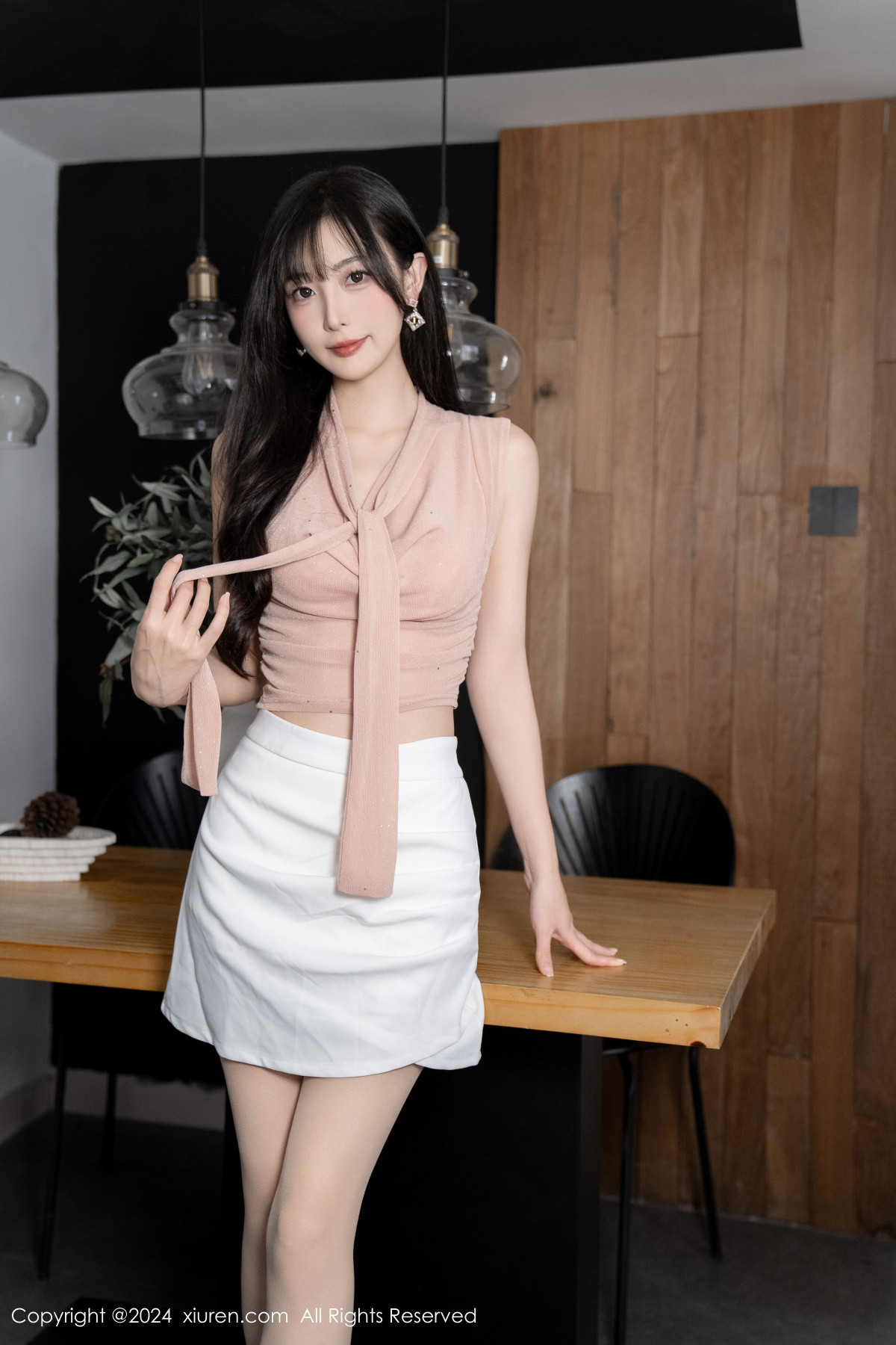 [XiuRen]高清写真图 2024.08.07 No.8980 林星阑 丝袜美腿