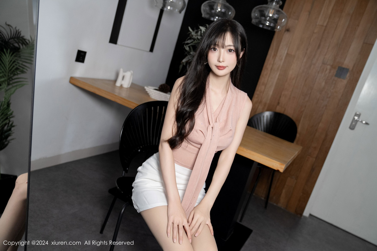 [XiuRen]高清写真图 2024.08.07 No.8980 林星阑 丝袜美腿