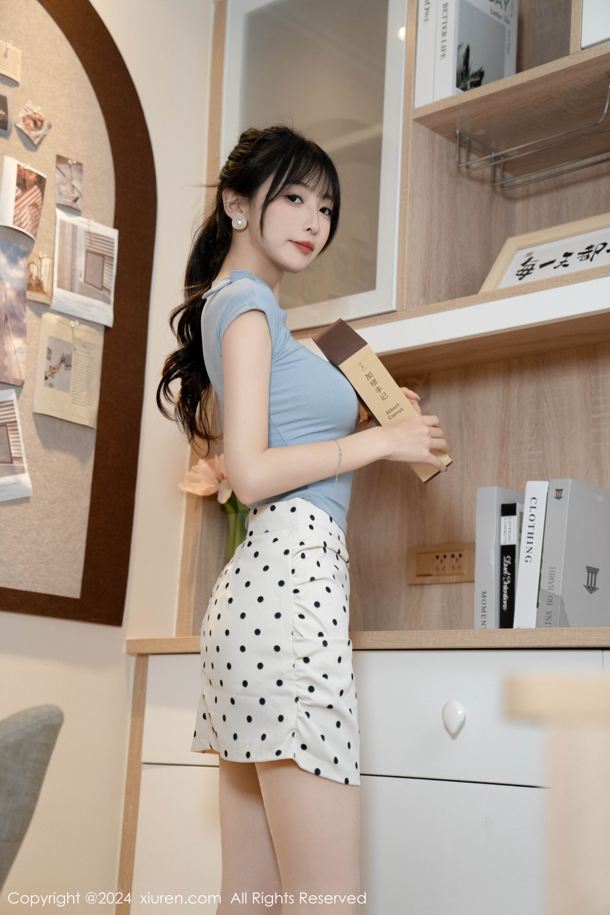 [XiuRen]高清写真图 2024.08.22 No.9054 林星阑 丝袜美腿