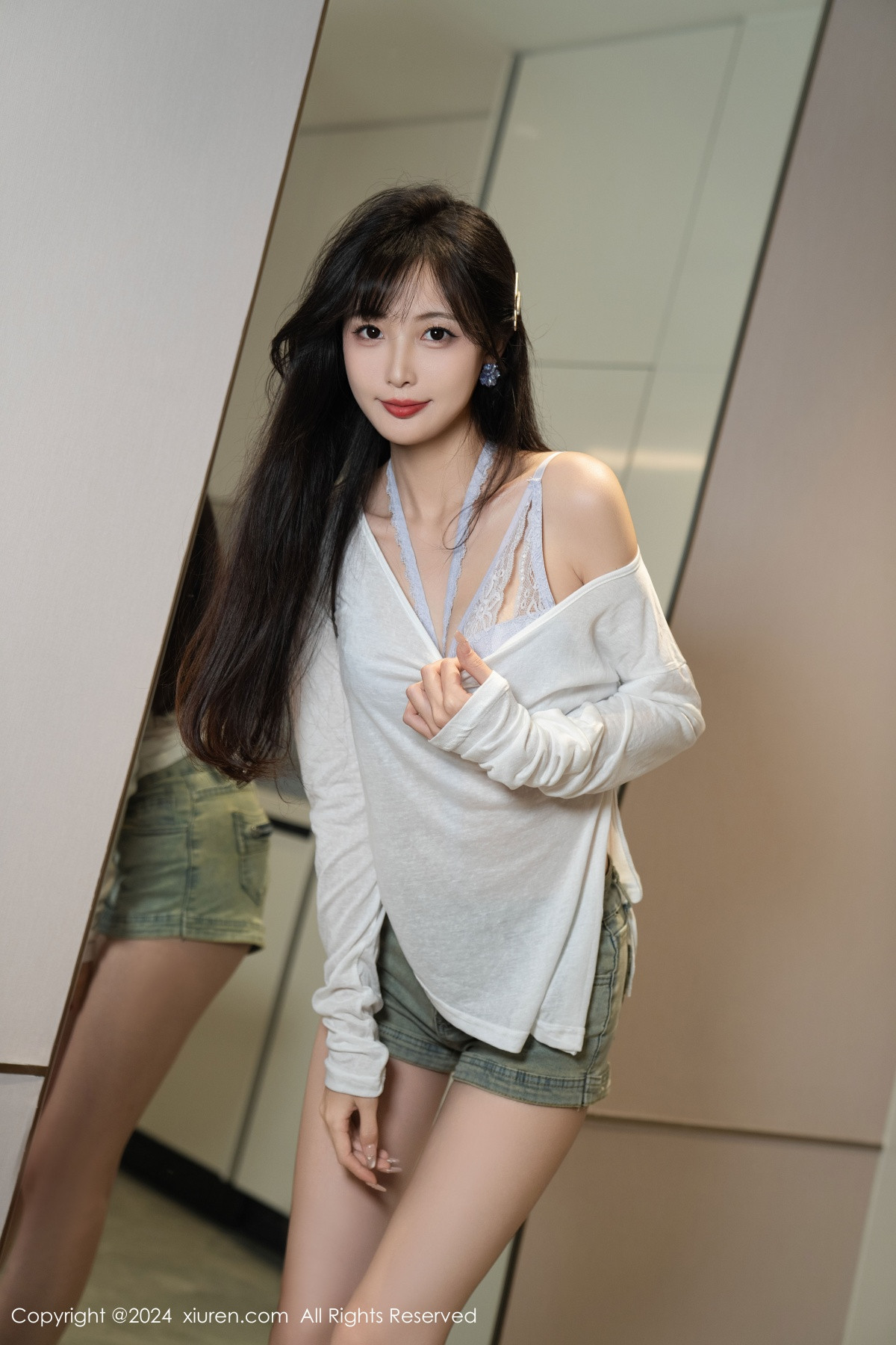 [XiuRen]高清写真图 2024.09.26 No.9215 林星阑 美腿性感