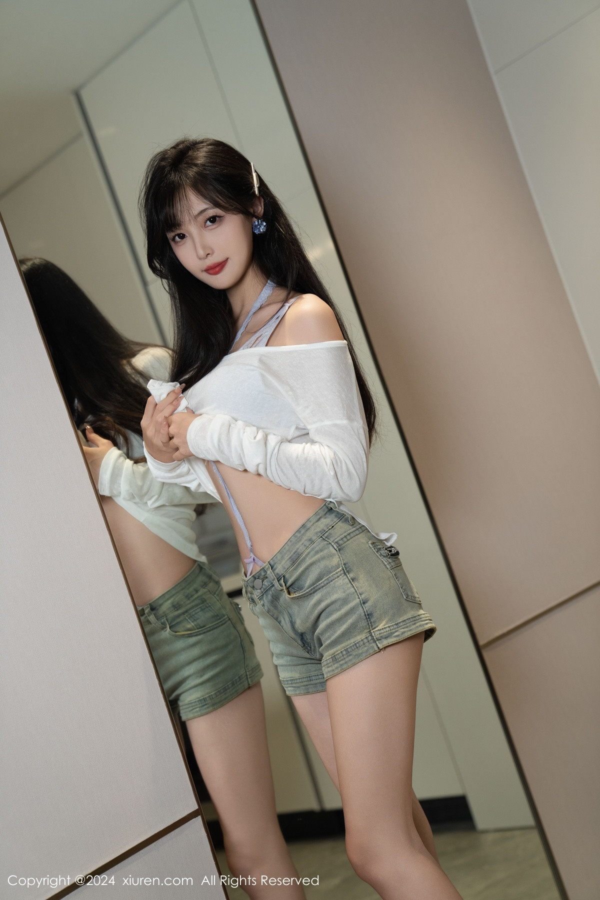 [XiuRen]高清写真图 2024.09.26 No.9215 林星阑 美腿性感