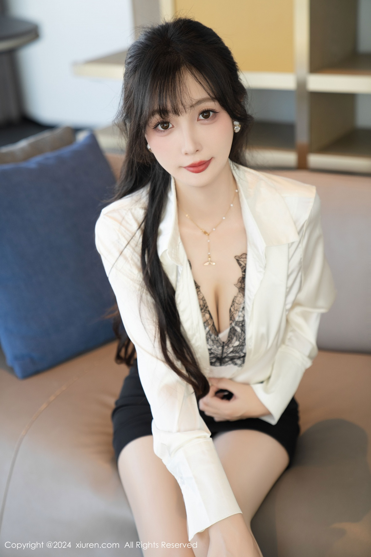 [XiuRen]高清写真图 2024.09.30 No.9237 林星阑 黑丝美腿