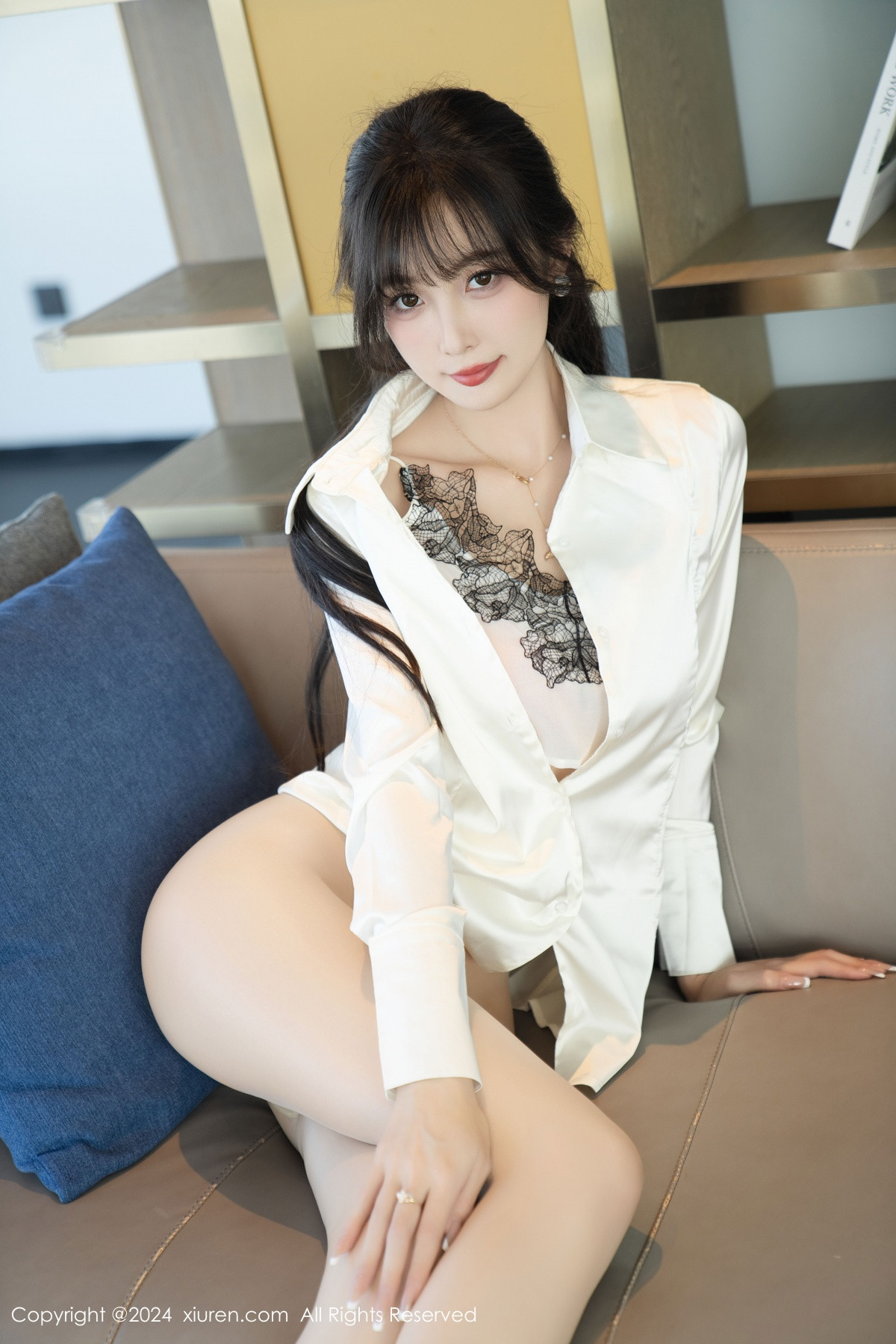 [XiuRen]高清写真图 2024.09.30 No.9237 林星阑 黑丝美腿