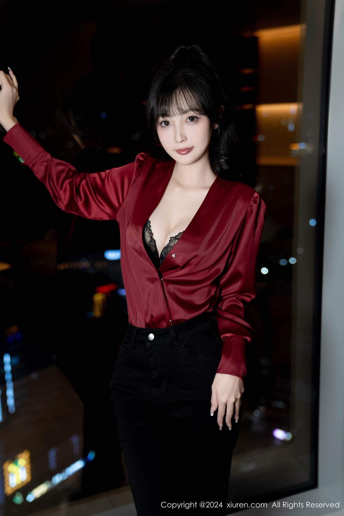 [XiuRen]高清写真图 2024.10.16 No.9299 林星阑 黑丝美腿
