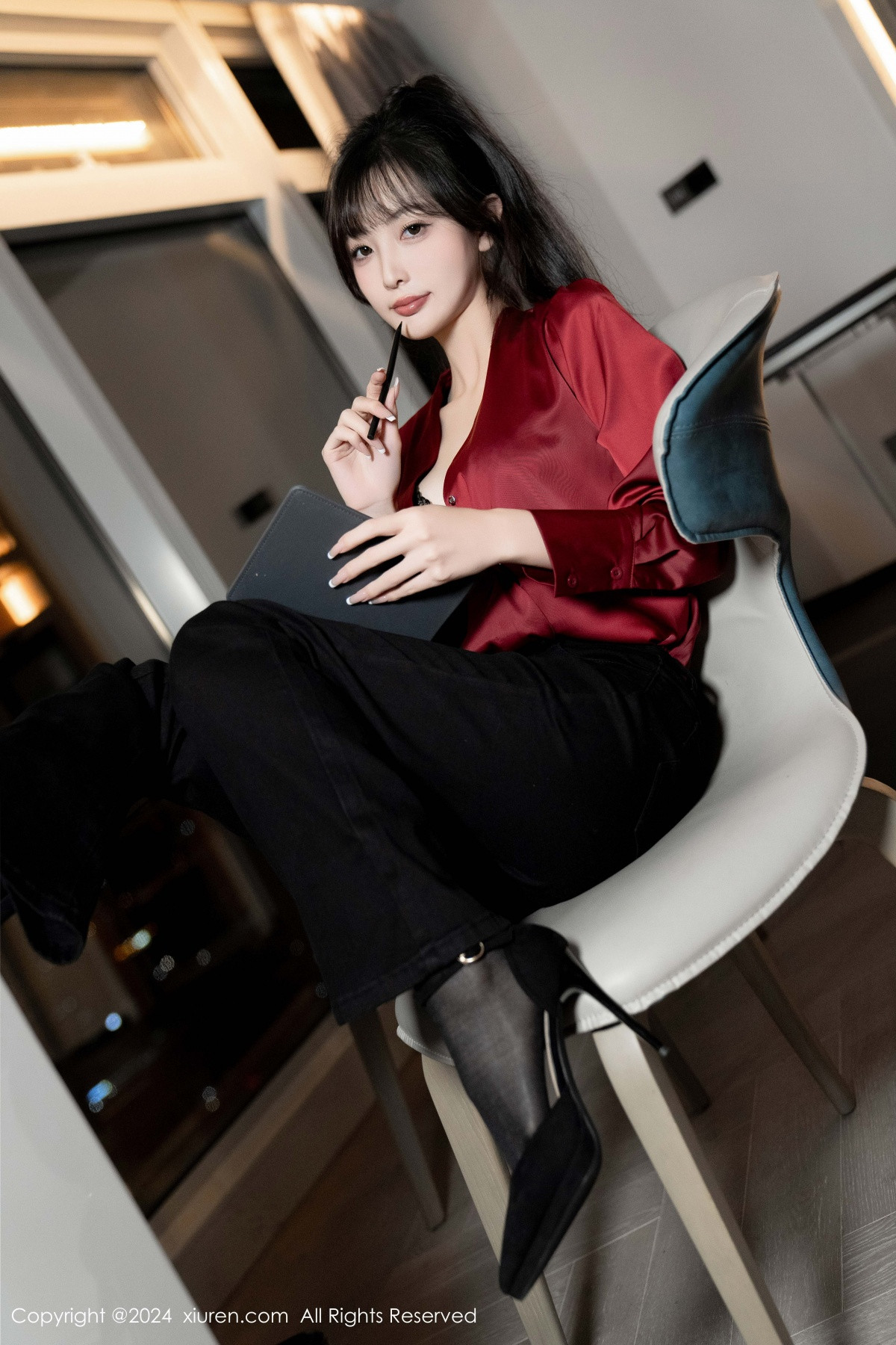 [XiuRen]高清写真图 2024.10.16 No.9299 林星阑 黑丝美腿